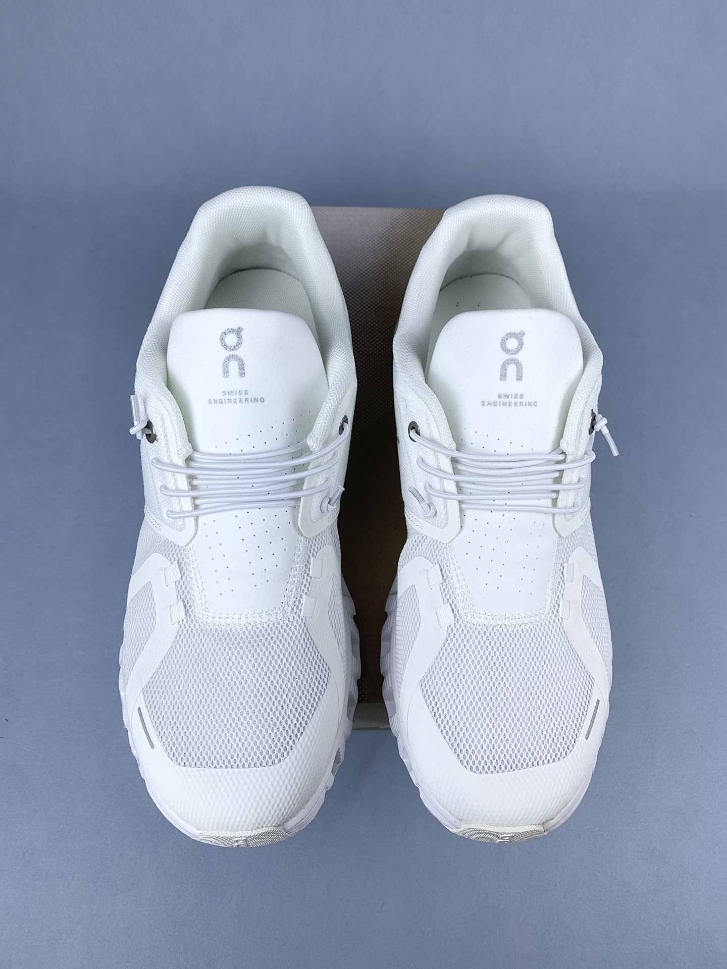 On Cloud 5 Shoes