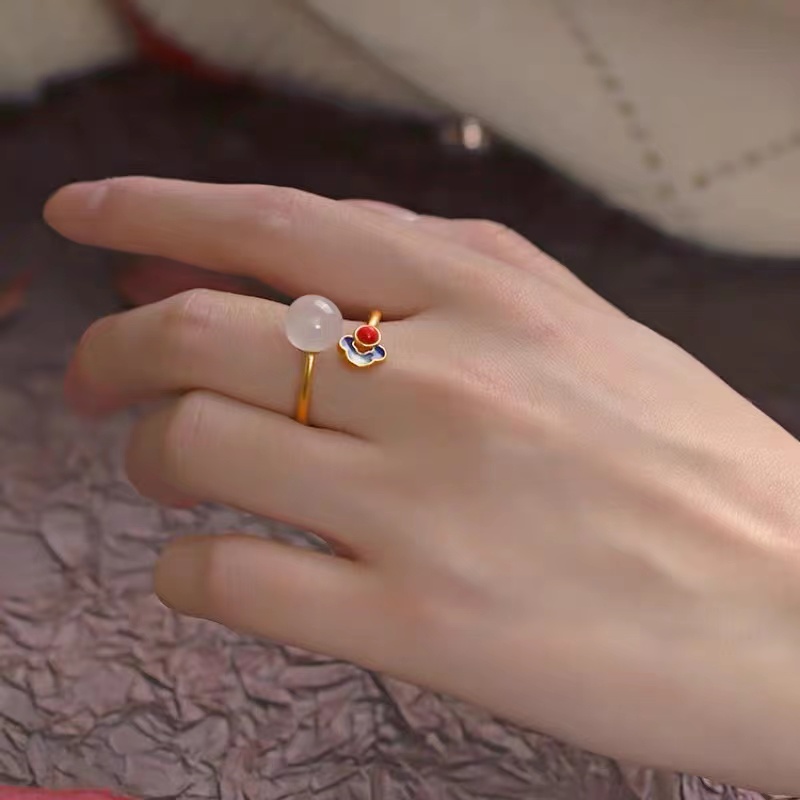 Chinese auspicious cloud ring female niche design retro Hetian jade index finger tail ring
