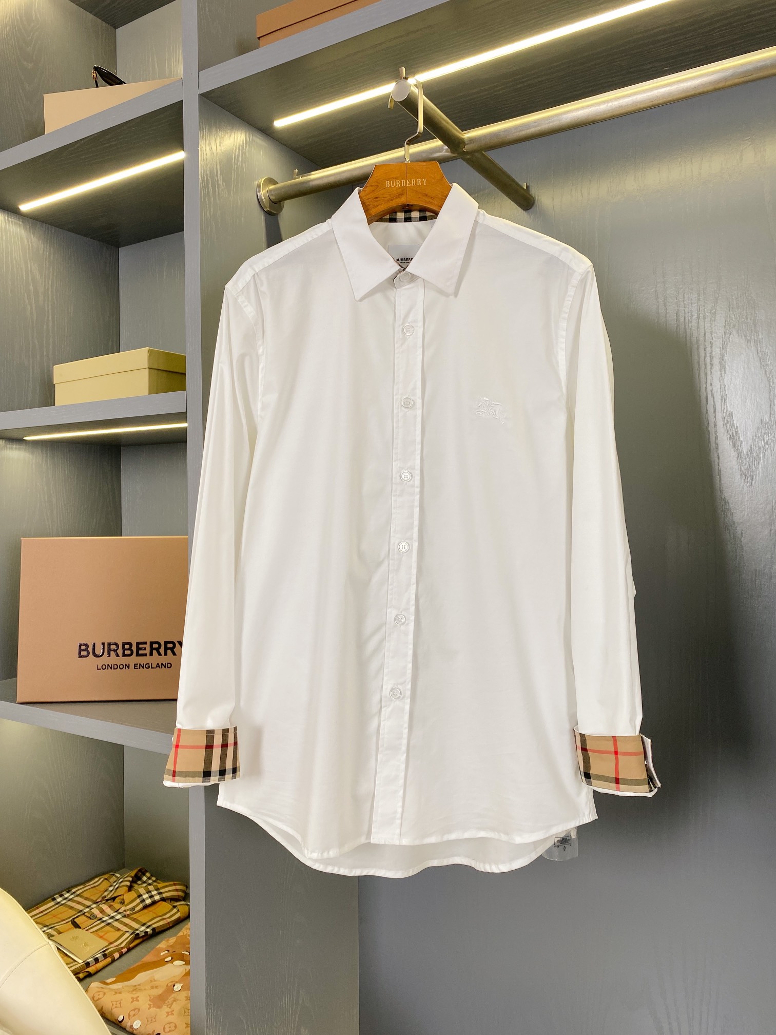 NEW 0302 shirt