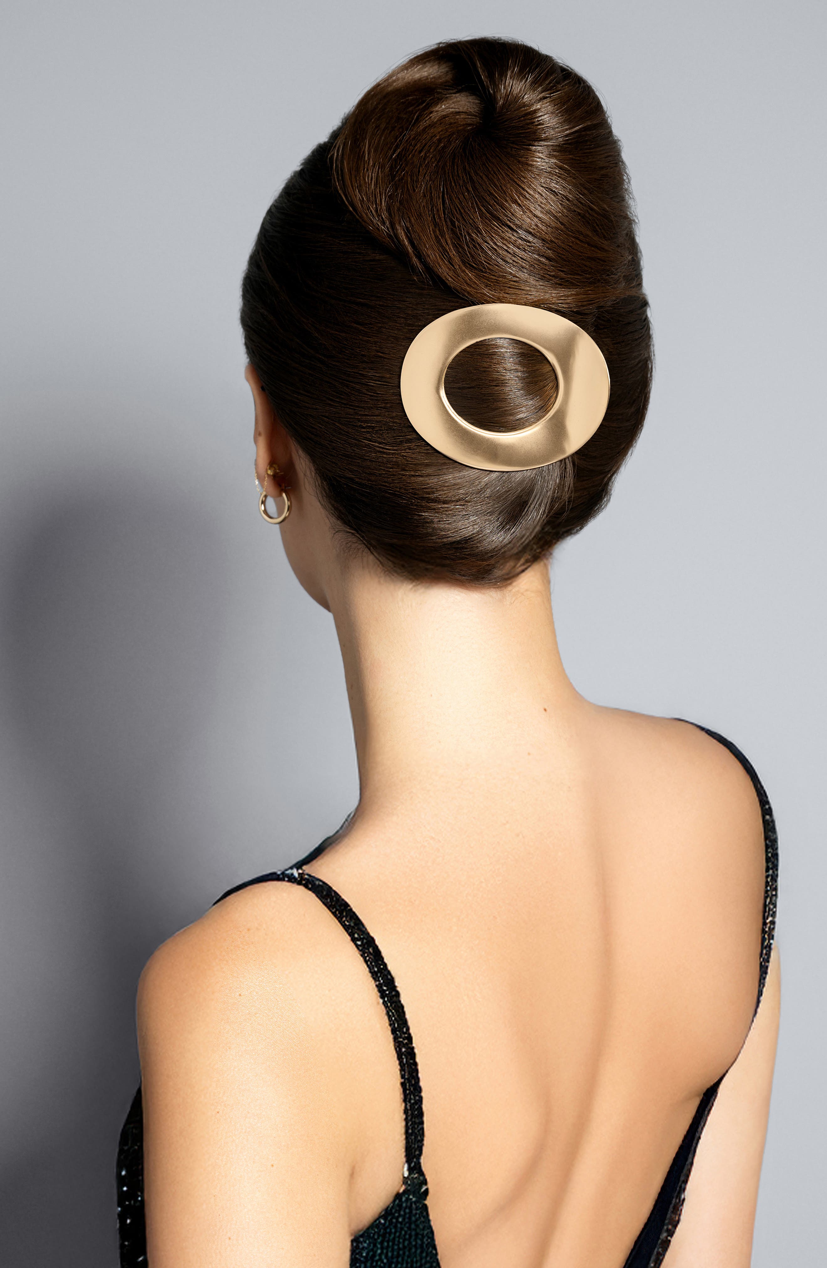 The Hair Edit Gilded Oval Hair Clip
