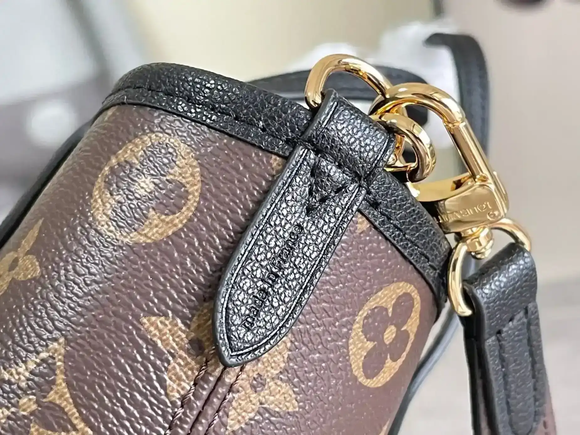 Louis Vuitton Neverfull Black Grained Leather Shoulder Bag product photo from LabelPicks