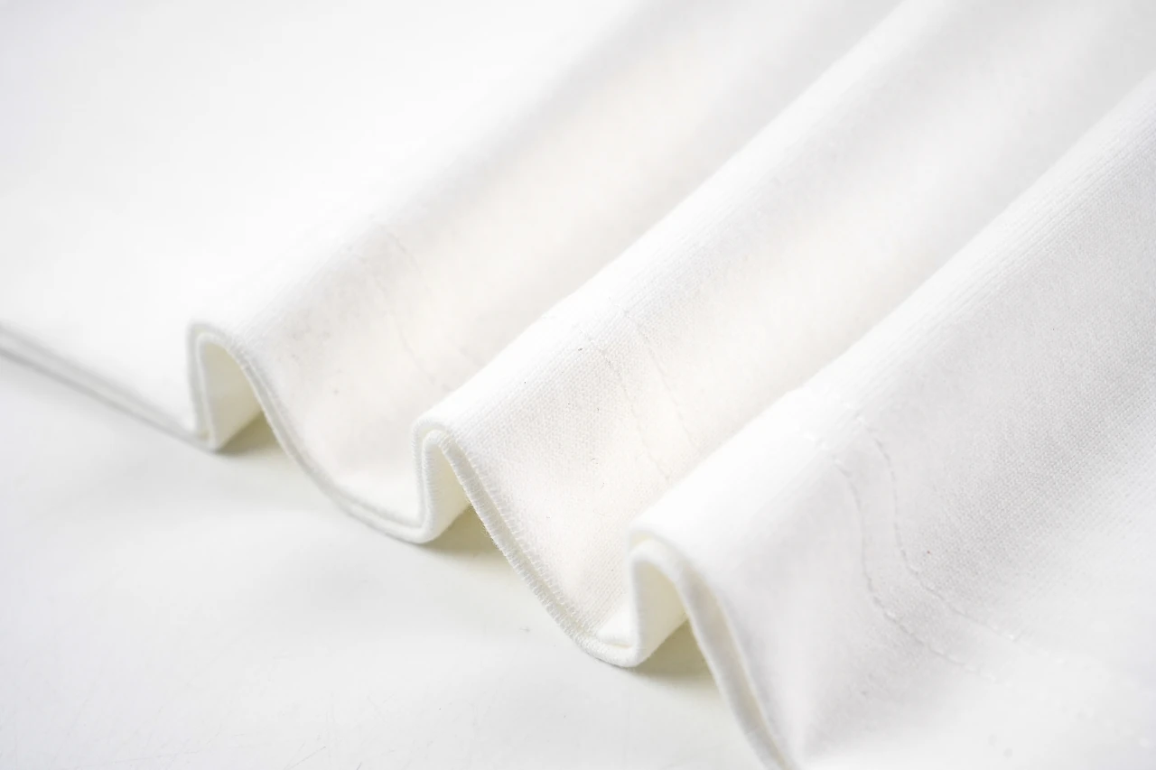 Burberry White Beach Graphic T-Shirt product photo from LabelPicks