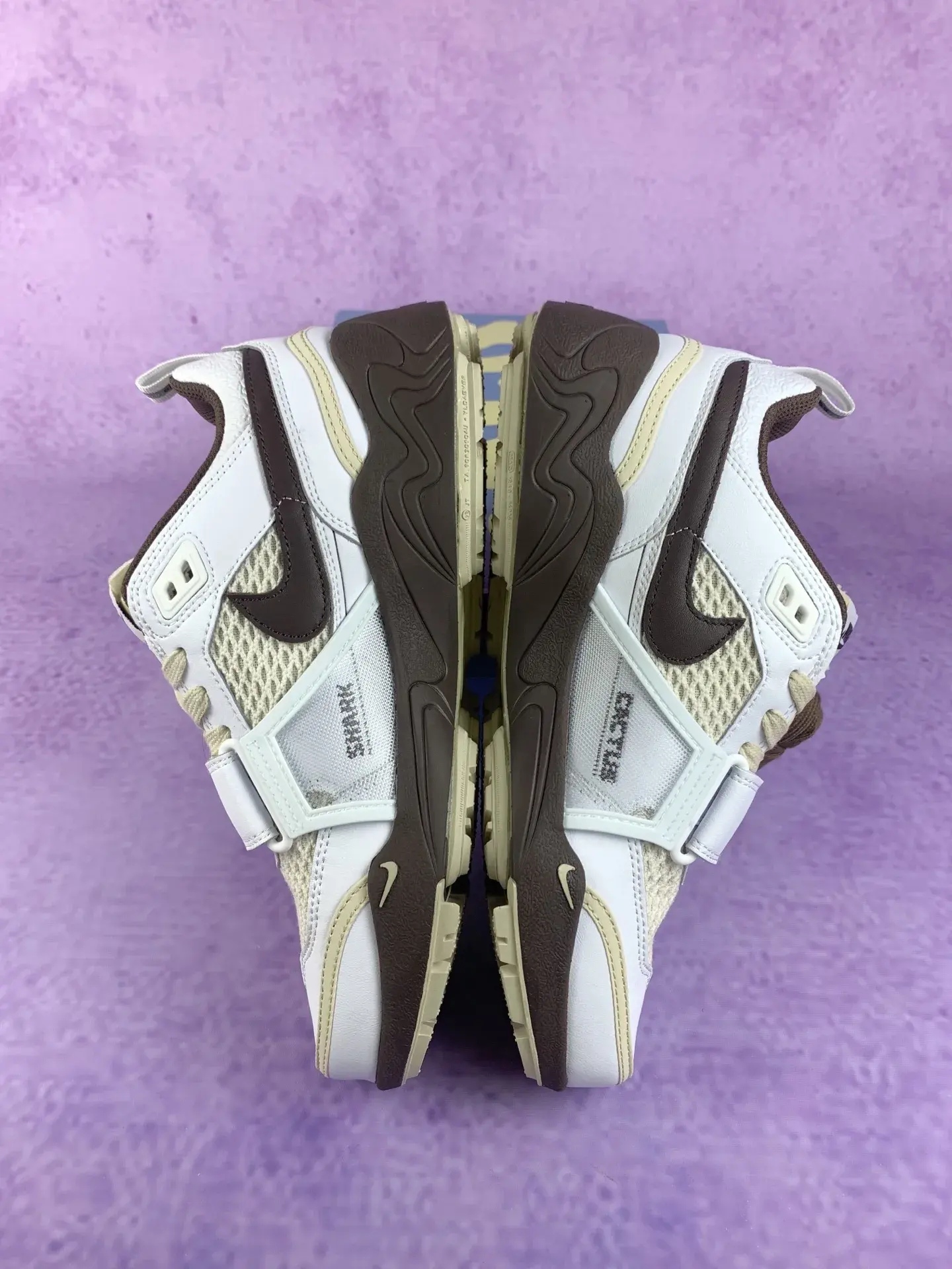 Travis Scott x Nike Zoom Field Jaxx “Light Chocolate” - White/Light Chocolate/White product photo from LabelPicks