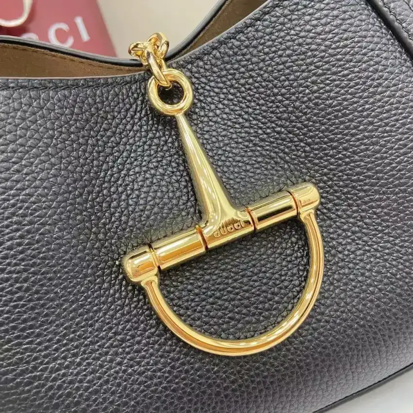 Gucci Black Grained Leather Shoulder Bag product photo from LabelPicks