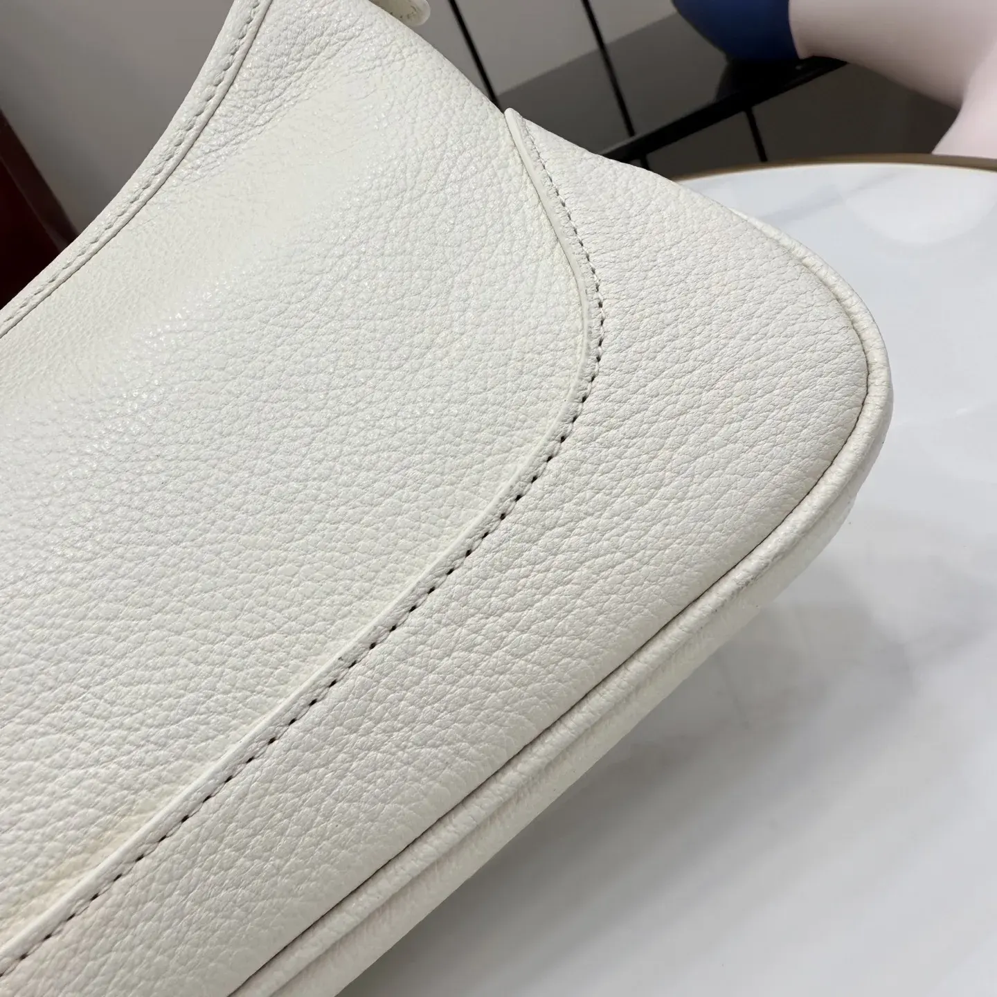Gucci Jackie White Grained Leather Shoulder Bag product photo from LabelPicks