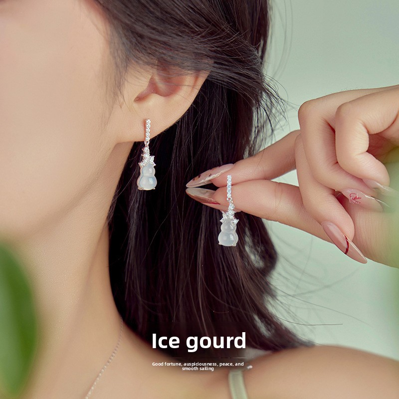 Original ice and snow gourd earrings for women, pure silver, Chinese style, national trend, new Chinese style, white chalcedony earrings, niche design earrings