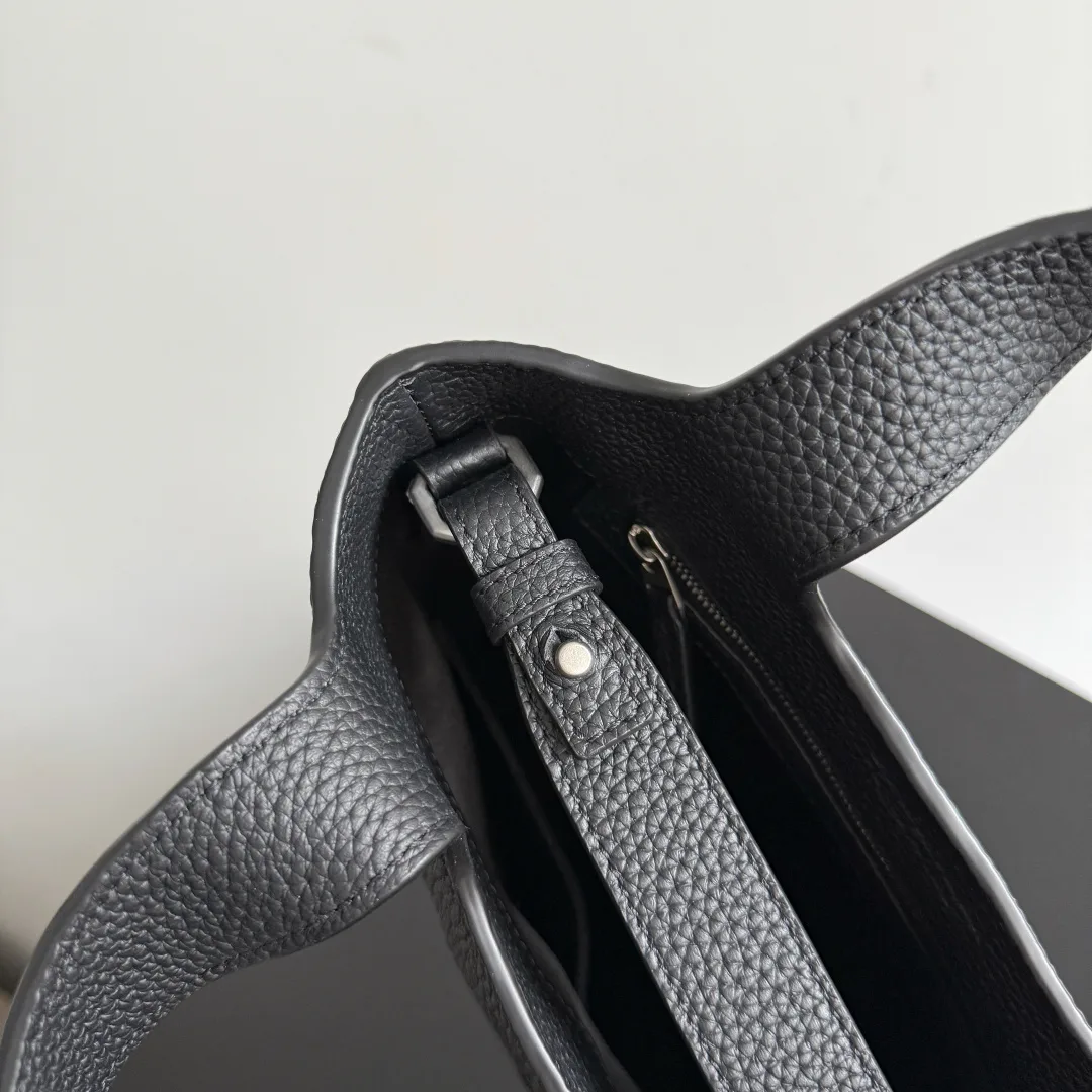 Bottega Veneta Intrecciato Woven Leather Diago Top Handle Bag product photo from LabelPicks