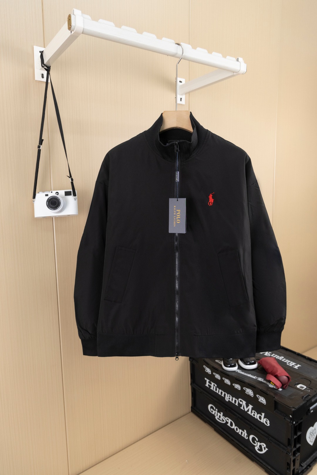 Logo Embroidery Long Sleeved Zipper Jackets
