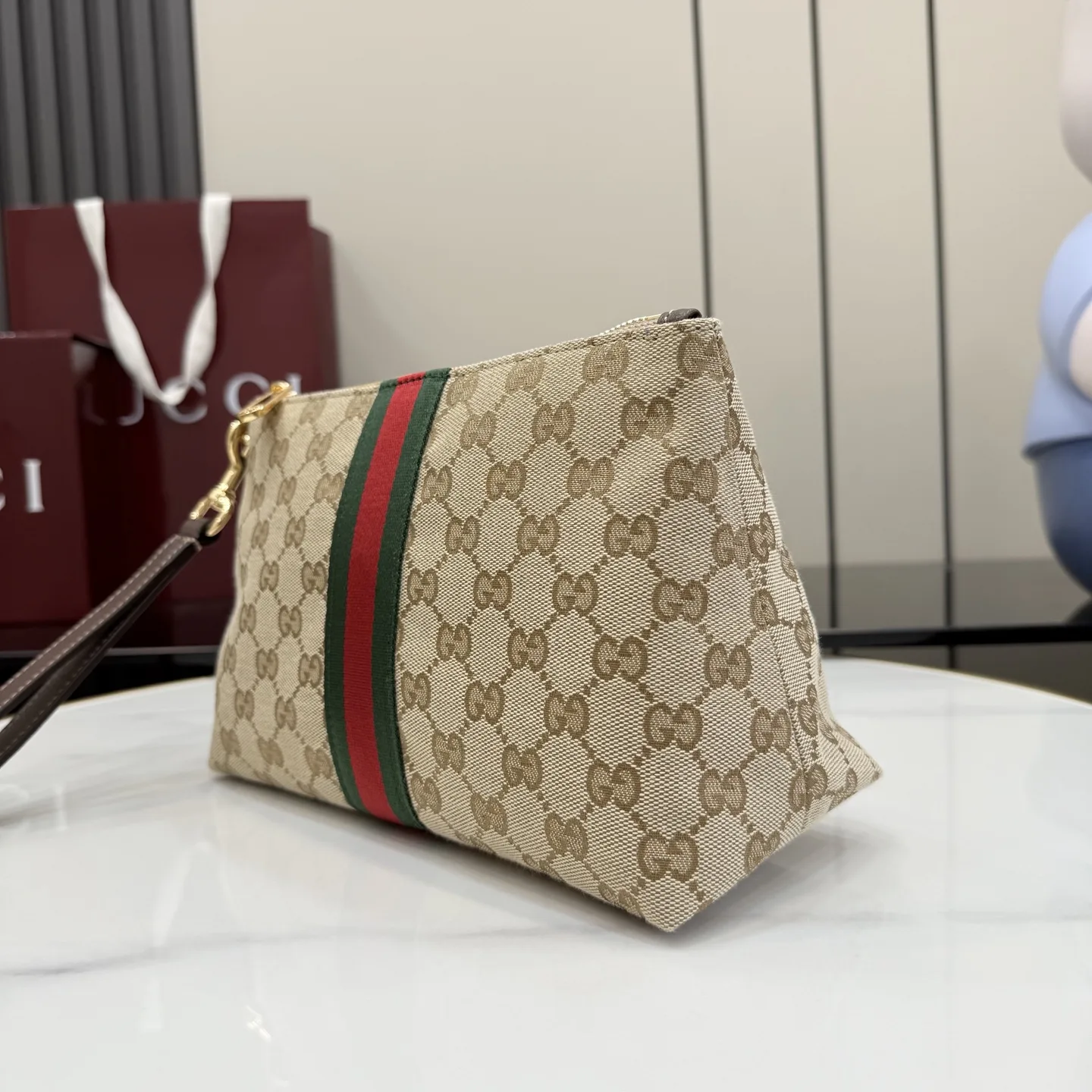 Gucci Lambskin Clutch product photo from LabelPicks