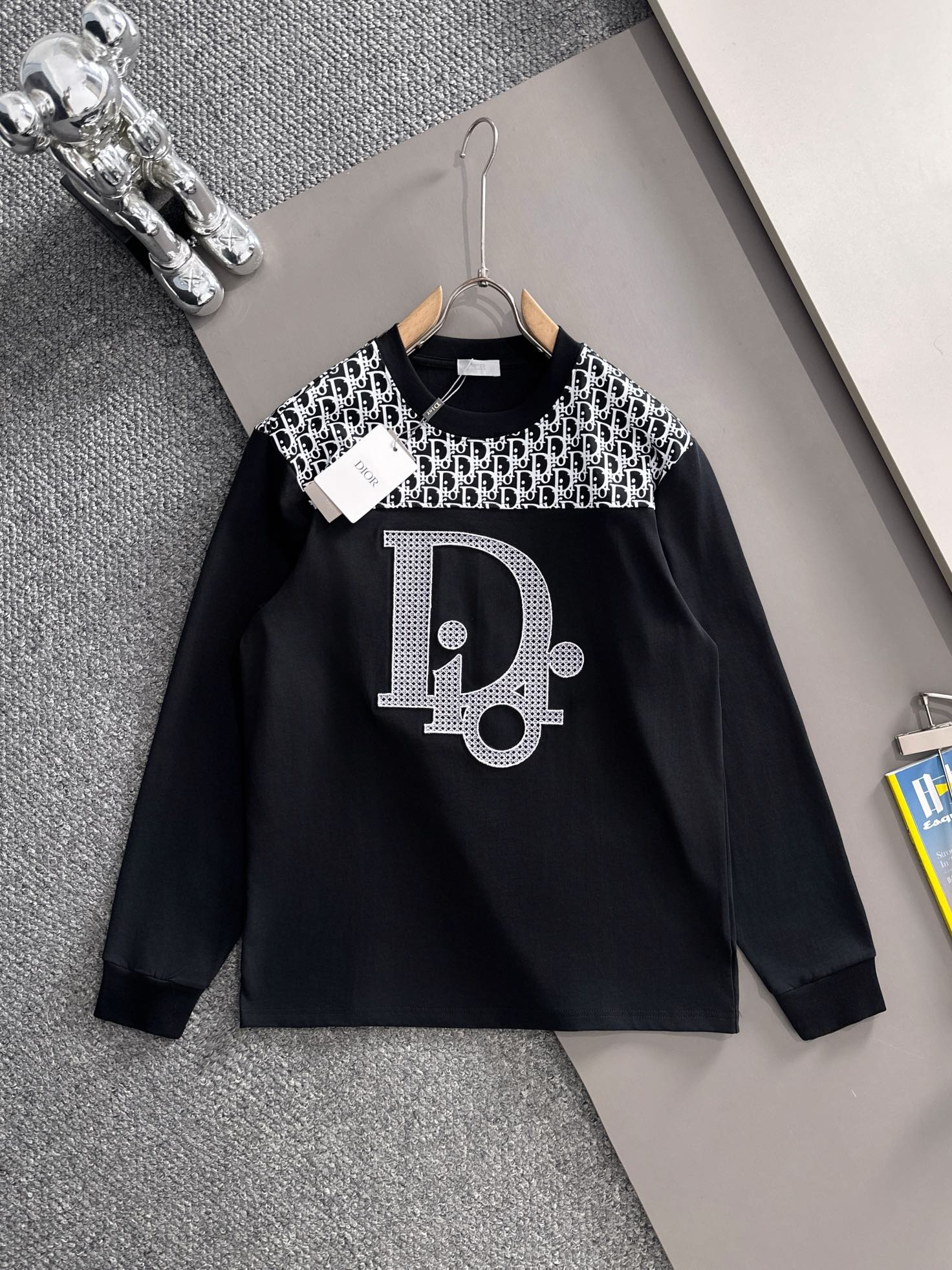 Fashionable Print Patchwork Long Sleeved Round Neck T-Shirt