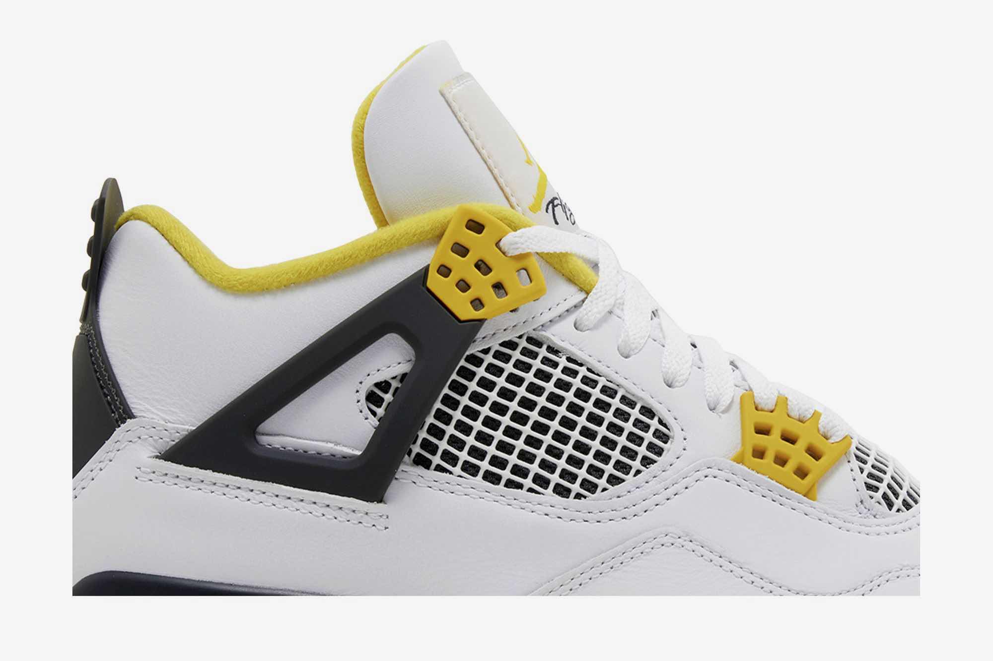 Air Jordan 4 Retro ‘Vivid Sulfur’ AQ9129-101