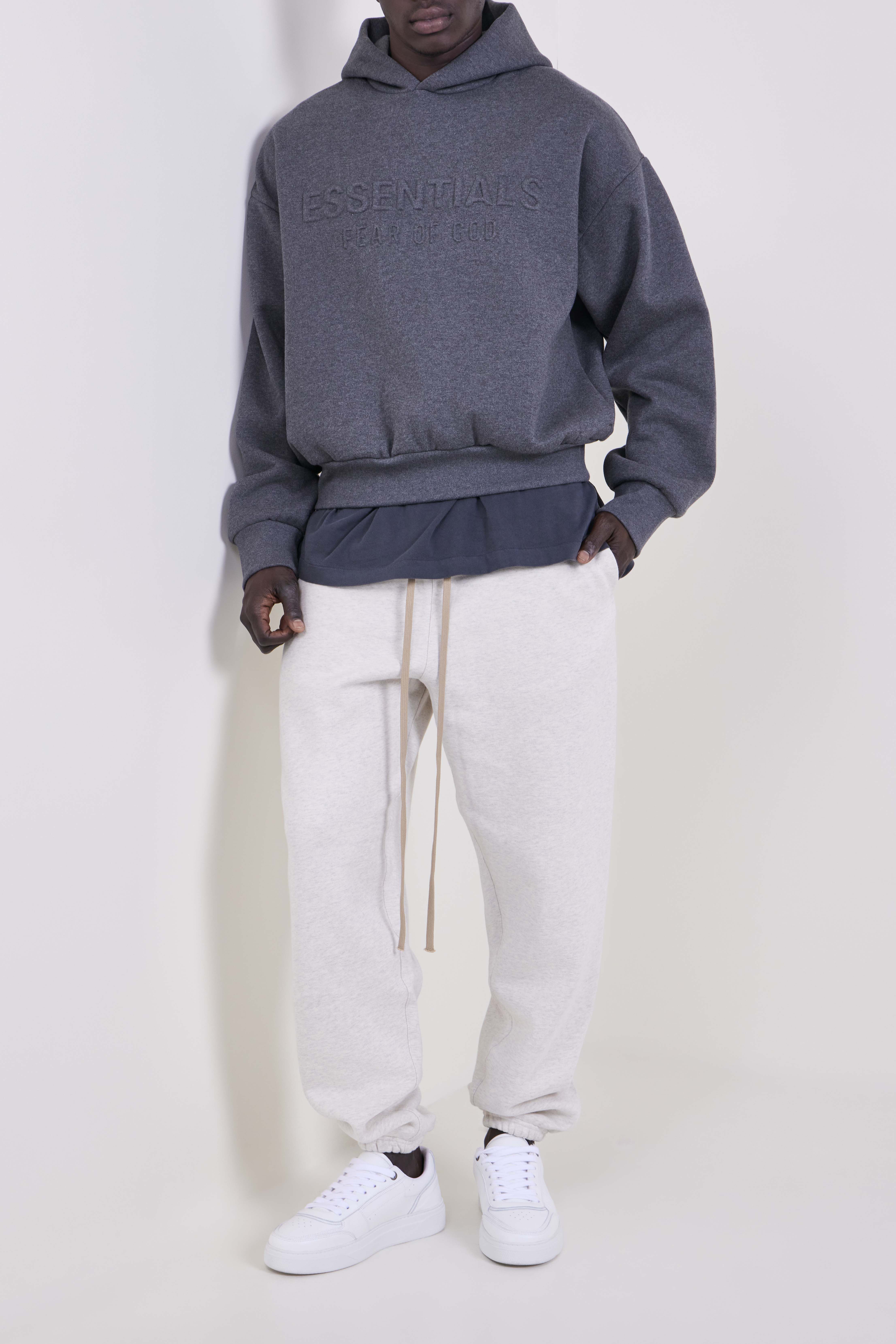 FEAR OF GOD ESSENTIALS קפוצ’ון