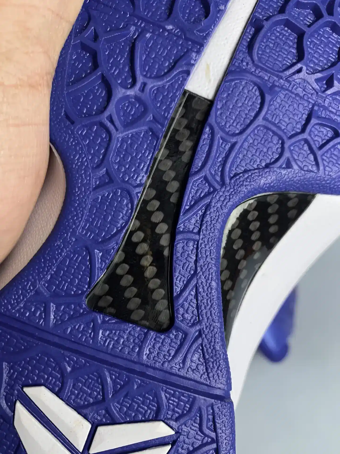 Kobe 6 Protro “Dodgers” Basketball Shoes product photo from LabelPicks