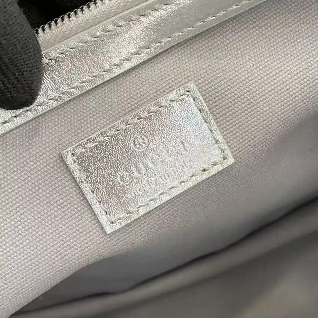 Gucci Silver Shoulder Bag product photo from LabelPicks