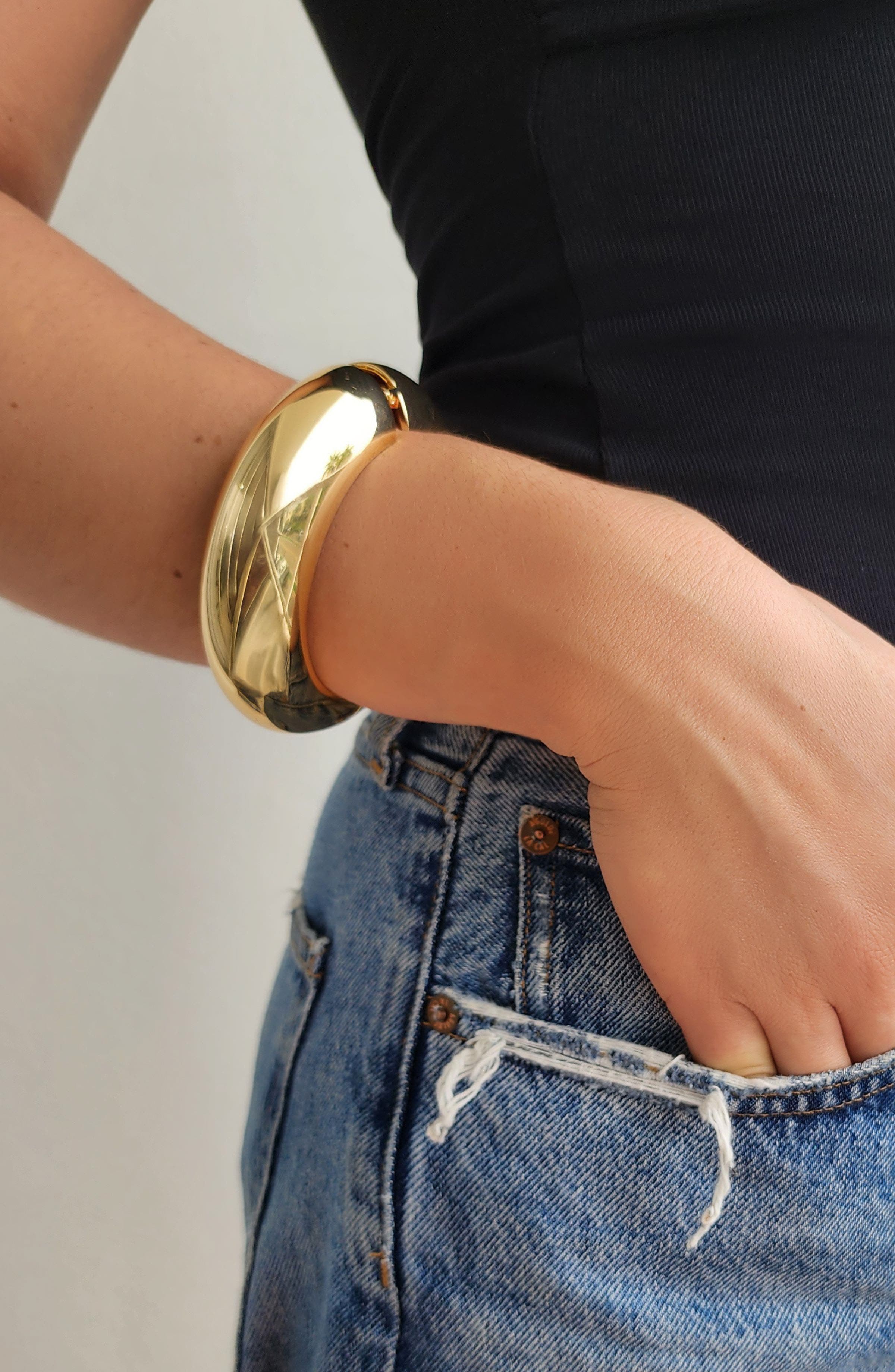 Adornia Chunky Dome Hinged Bangle Bracelet