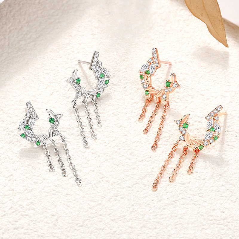 Original forest-themed leaf earrings for women, made of pure silver, summer Korean style, fresh and delicate tassel earrings, ins light luxury vintage earrings