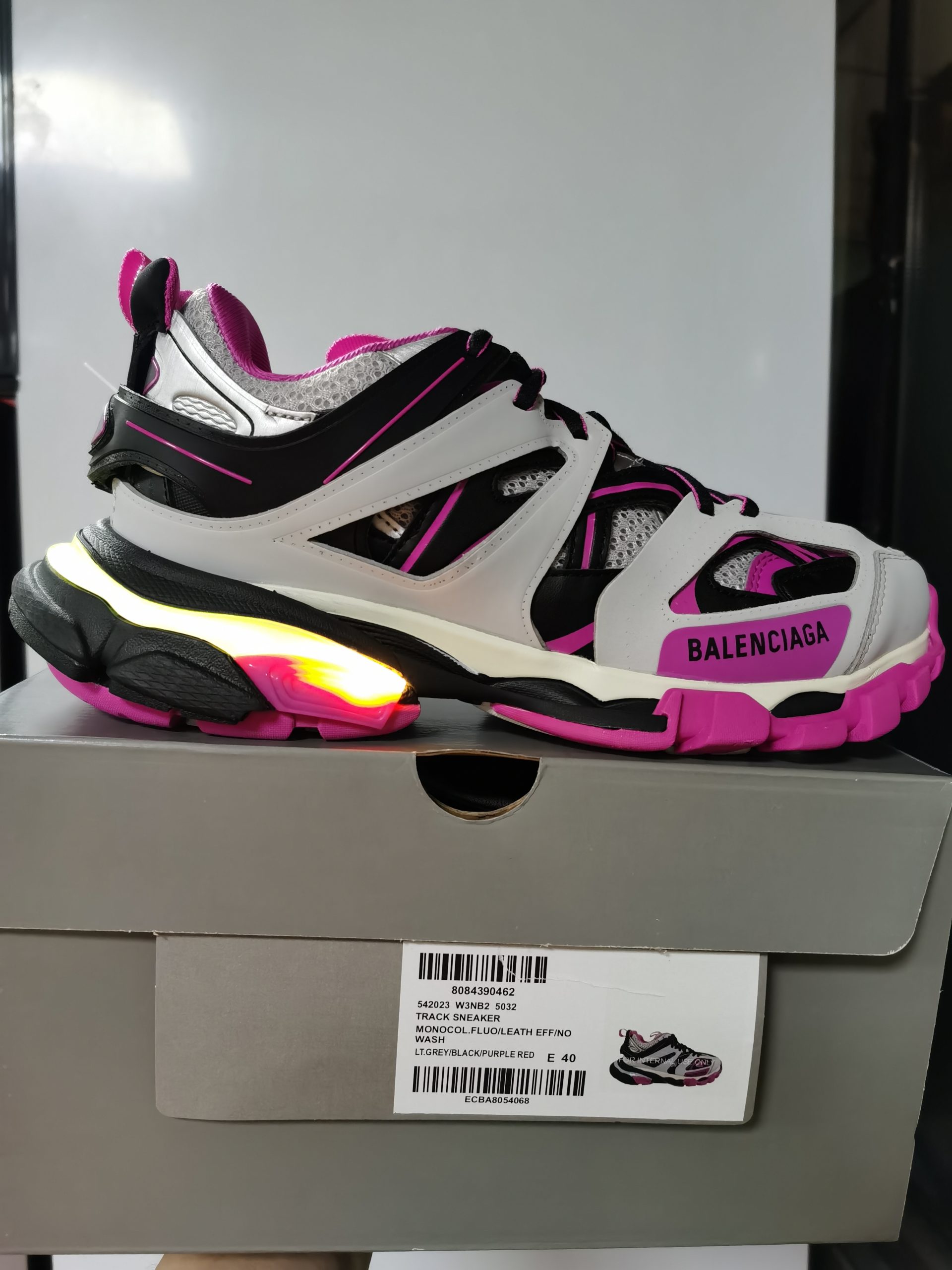 BLCG TRACK LED SNEAKER