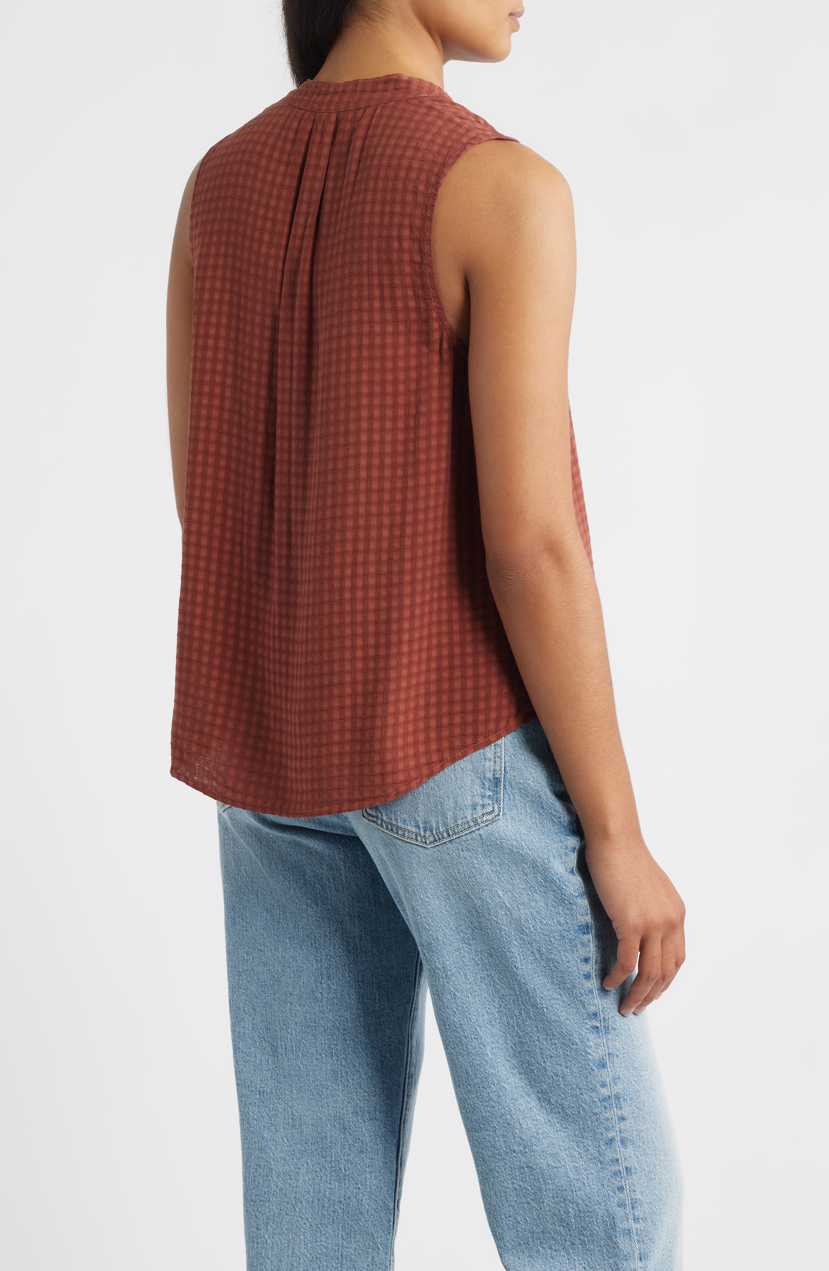 Cloth & Stone Pintucked Sleeveless Top