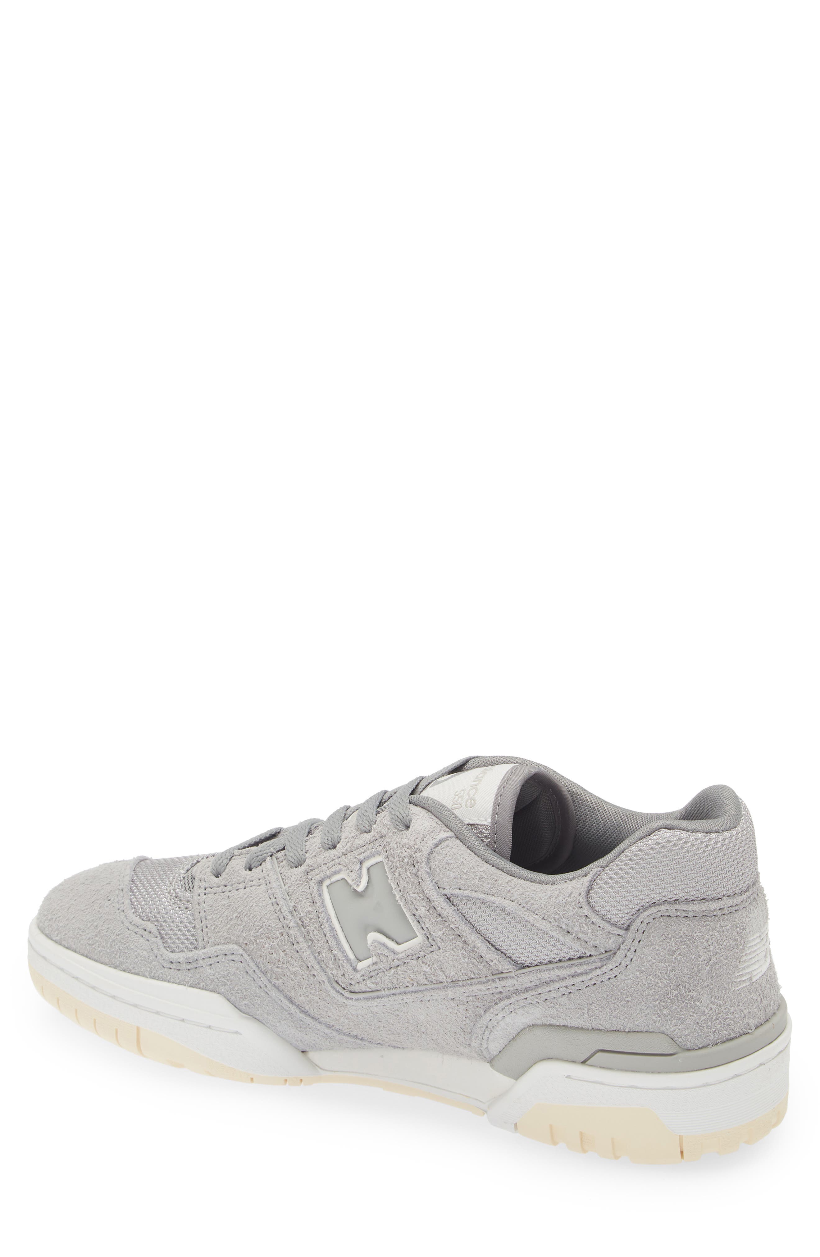 New Balance 550 Basketball Sneaker