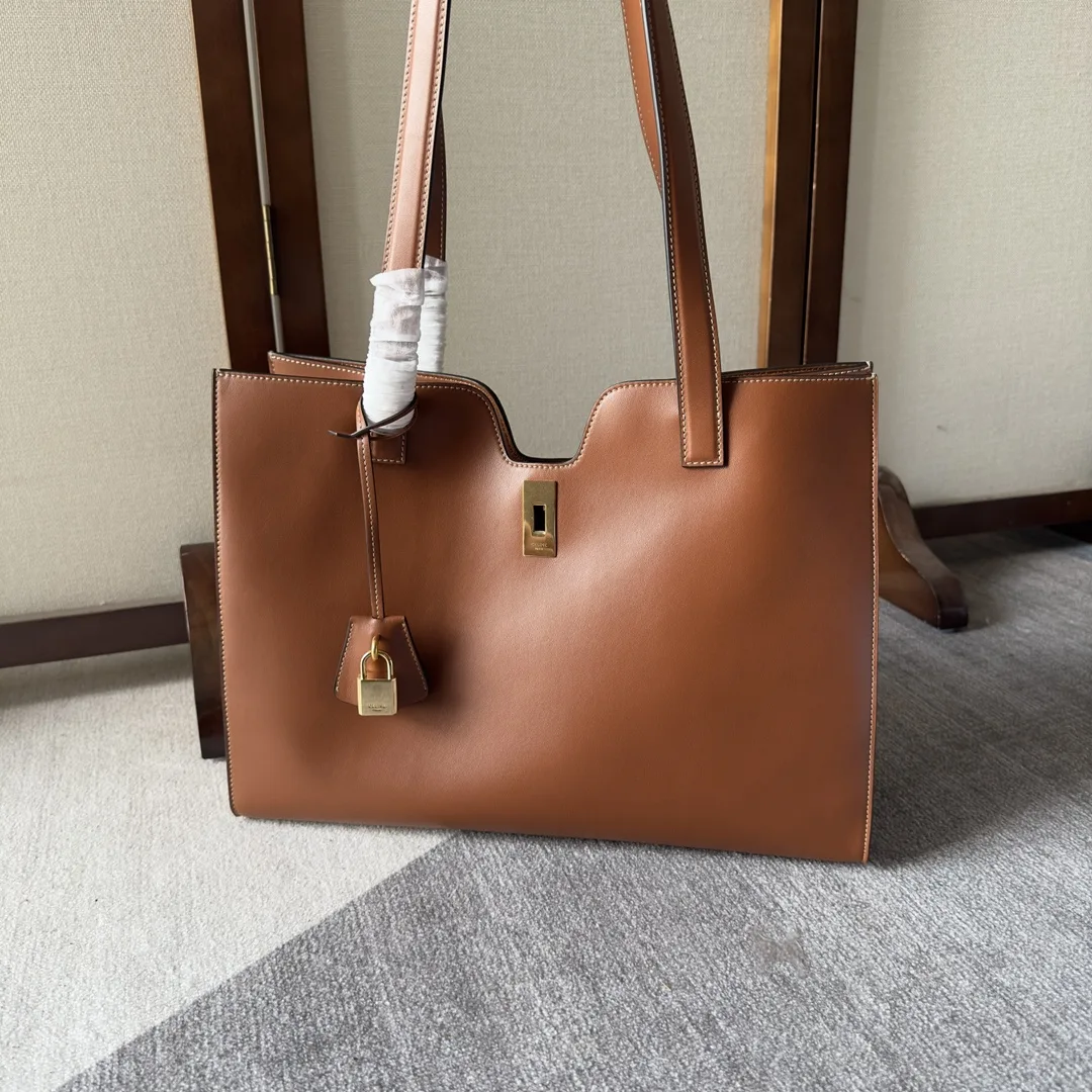 Chanel Roomy Tote Bag product photo from LabelPicks