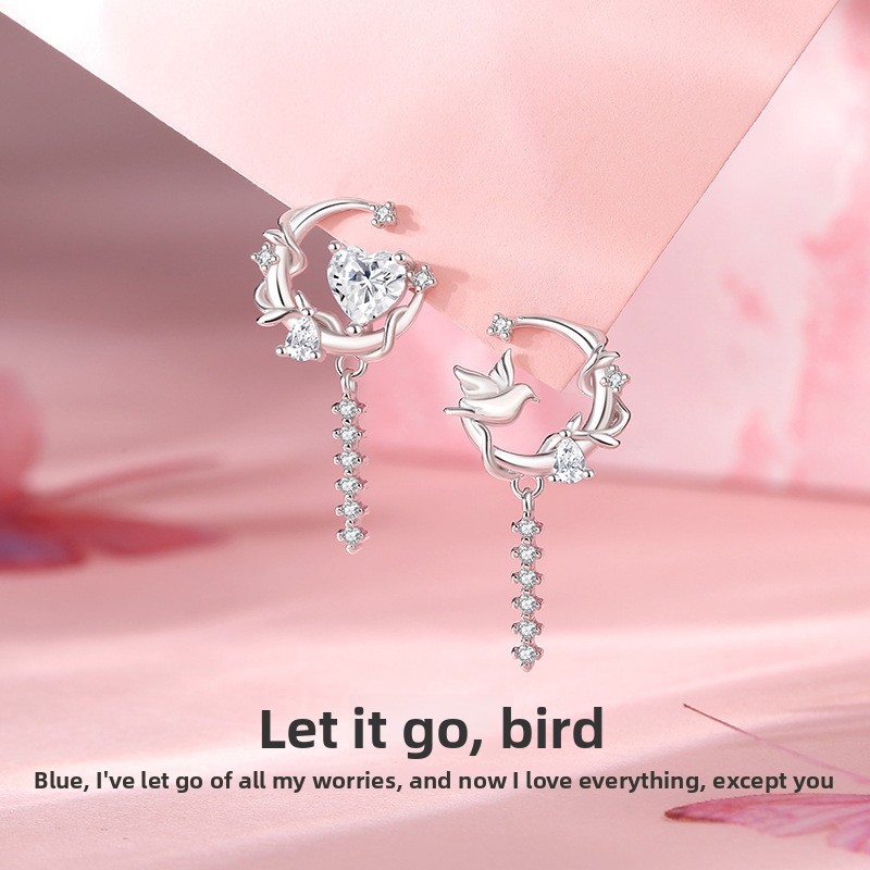 Original new design, S925 sterling silver, bird-shaped earrings, a minimalist and unique style, perfect as a gift for the holidays