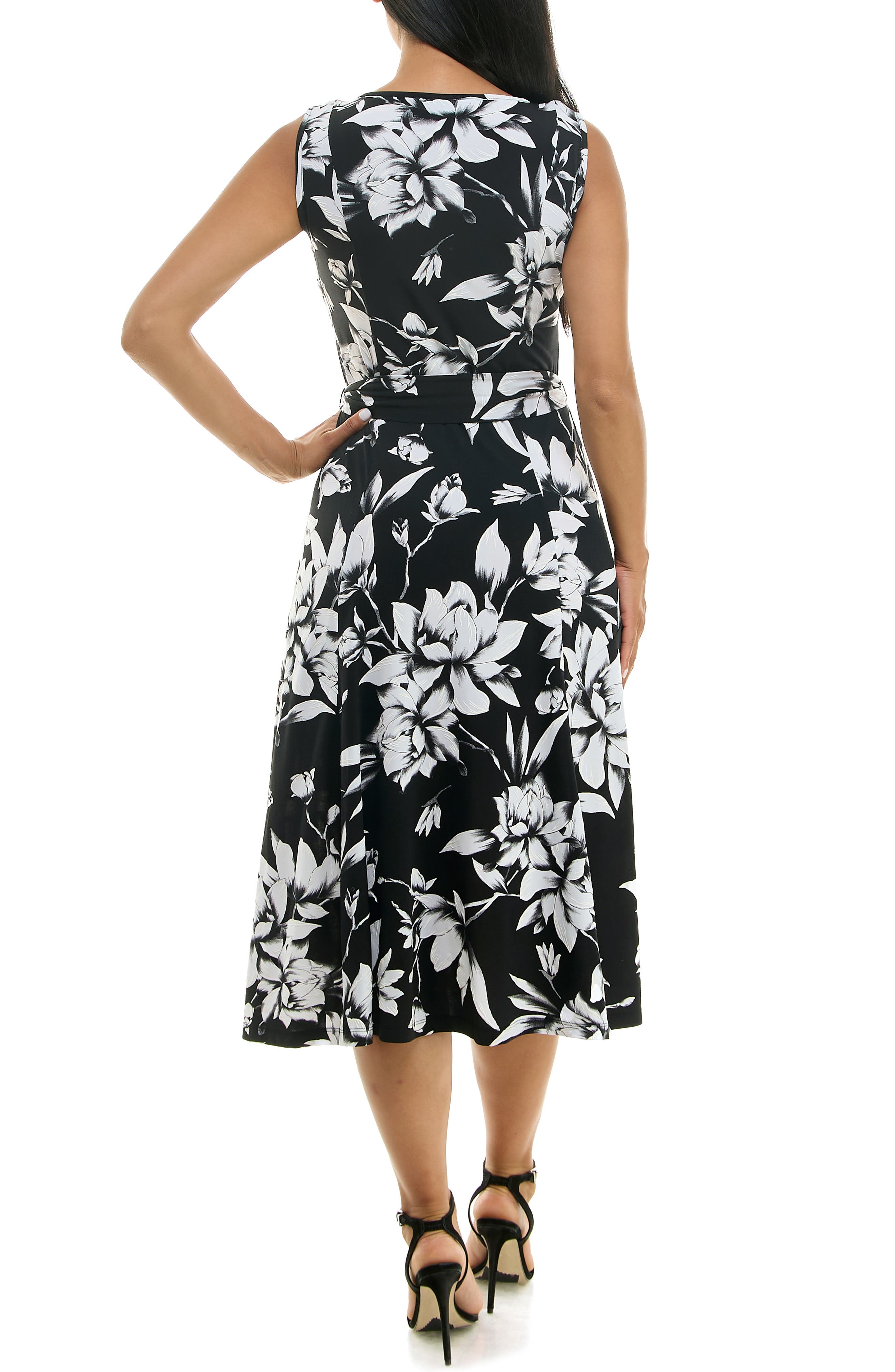 Nina Leonard Crewneck Sleeveless Midi Dress