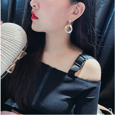 Simple and fashionable fashion ear pin 2020
