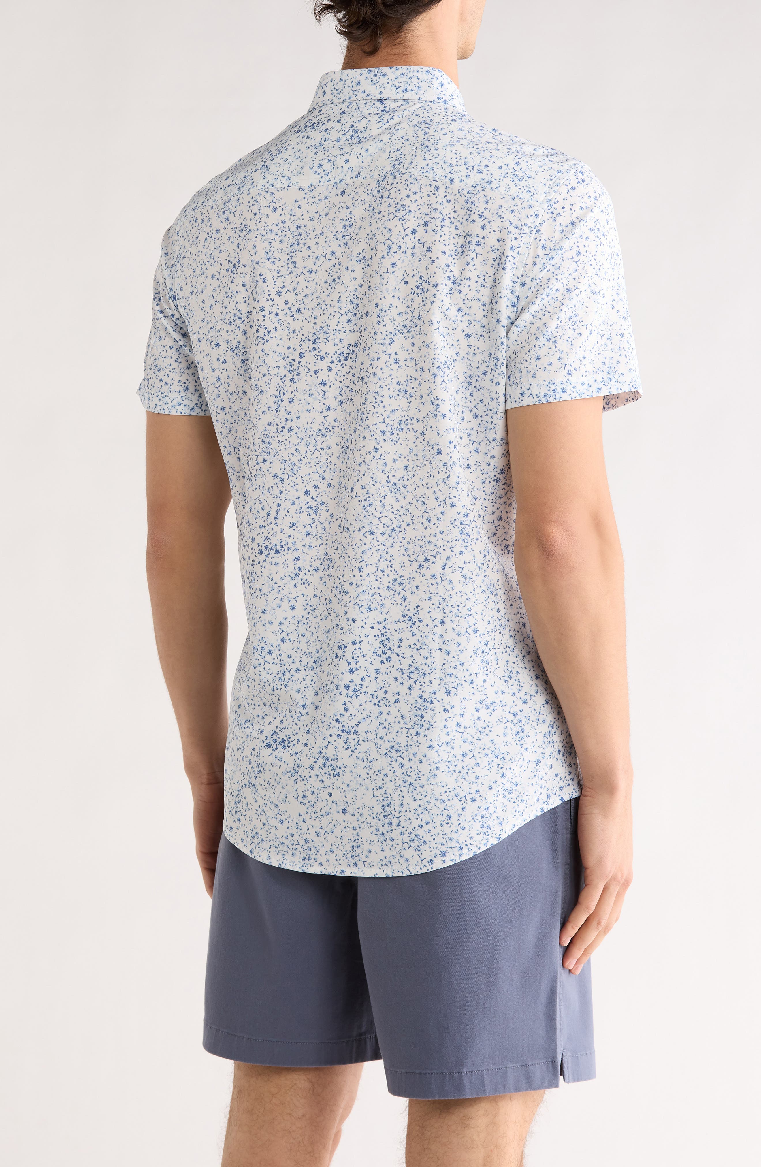 14th & Union Sprigs Short Sleeve Performance Button-Up Shirt