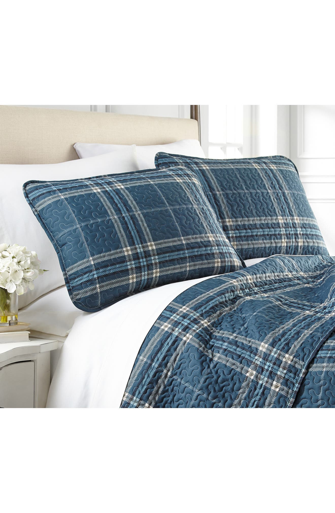 SOUTHSHORE FINE LINENS Plaid Collection- Luxury Premium Oversized Quilt Set