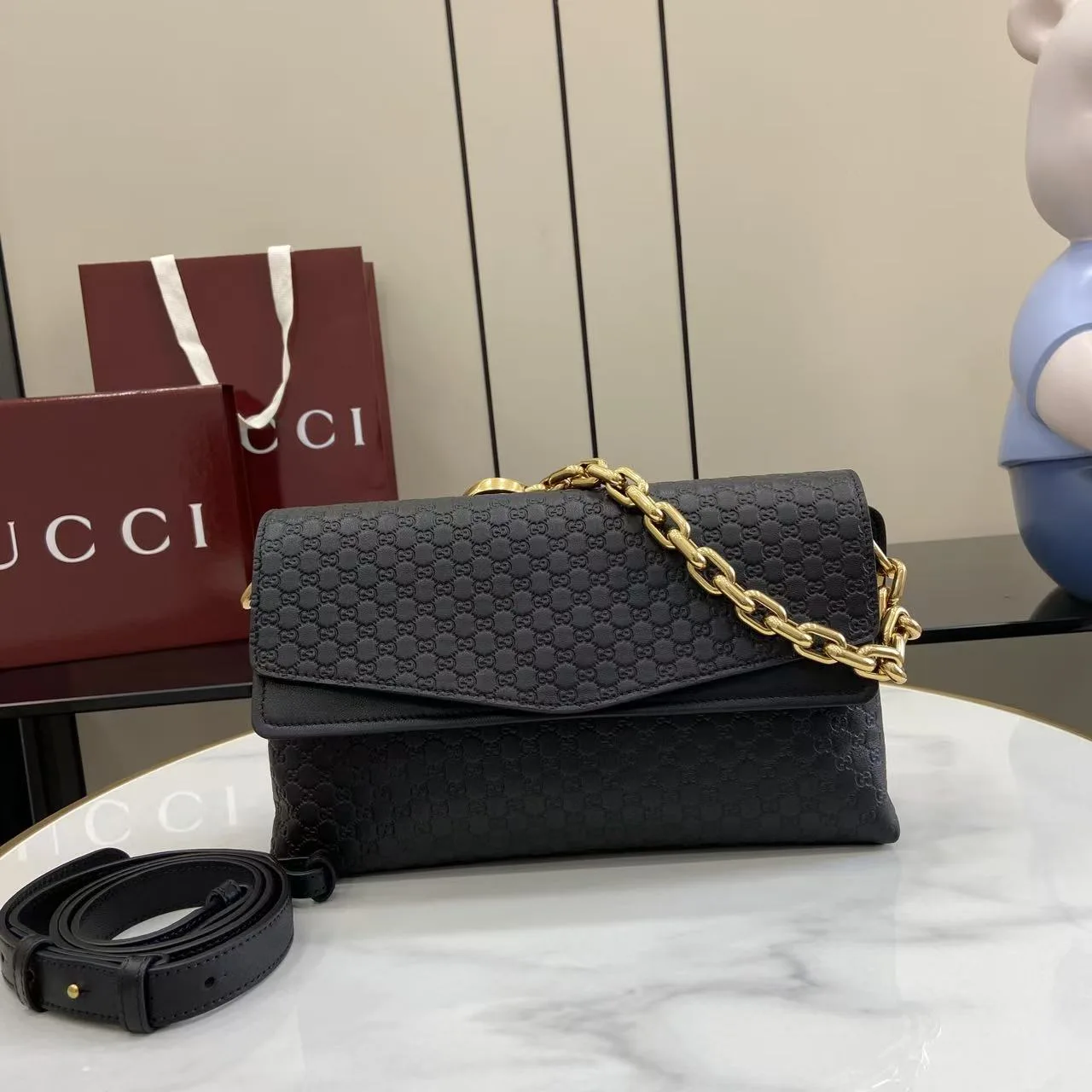 Gucci Black GG Supreme Canvas Shoulder Bag product photo from LabelPicks