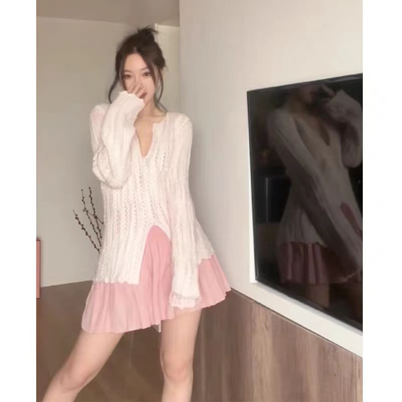 French pink V-neck dress women's spring, autumn and spring suit skirt niche design princess skirt pleated short skirt