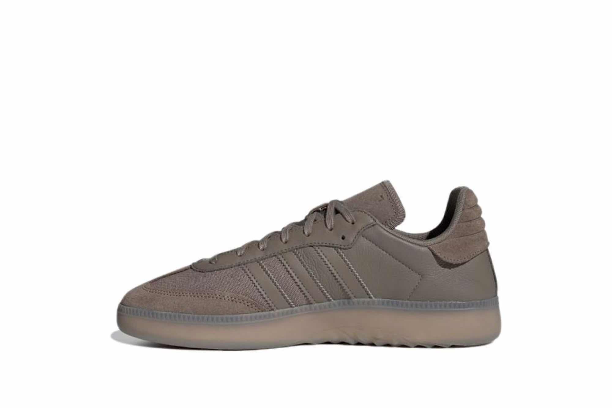 Samba RM ‘Simple Brown’ D98160