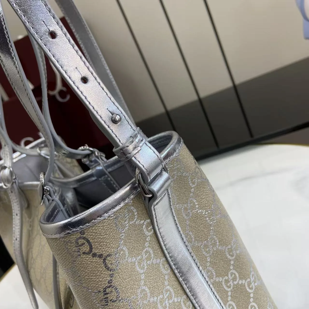 Gucci Beige Tote Bag product photo from LabelPicks