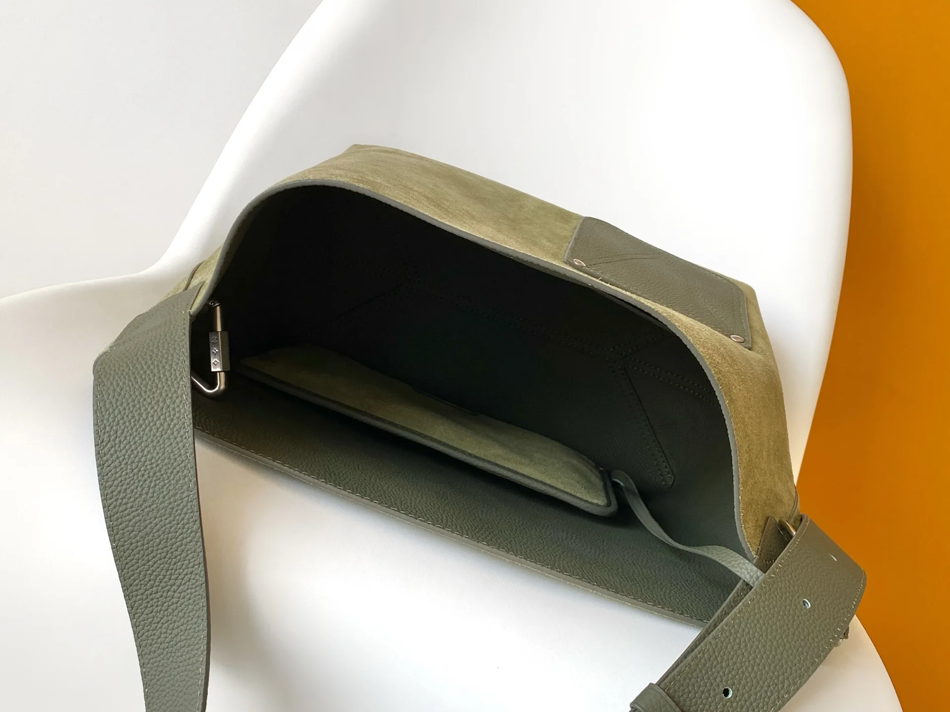 Louis Vuitton Grained Leather Hobo Bag product photo from LabelPicks