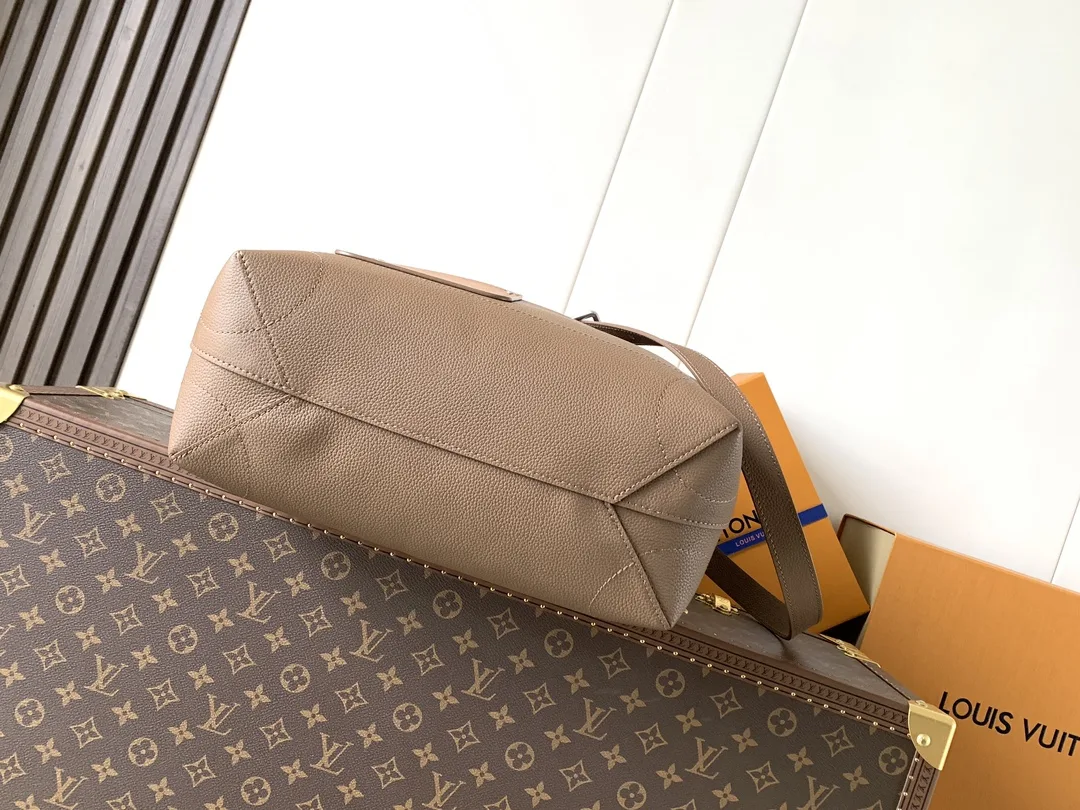 Louis Vuitton Monogram Canvas Tote Bag product photo from LabelPicks