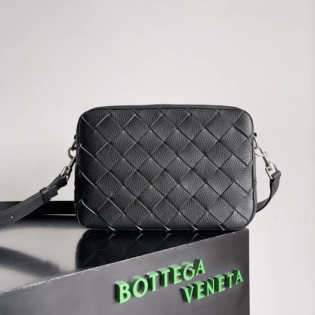 Bottega Veneta Intrecciato Woven Leather Top Handle Bag product photo from LabelPicks