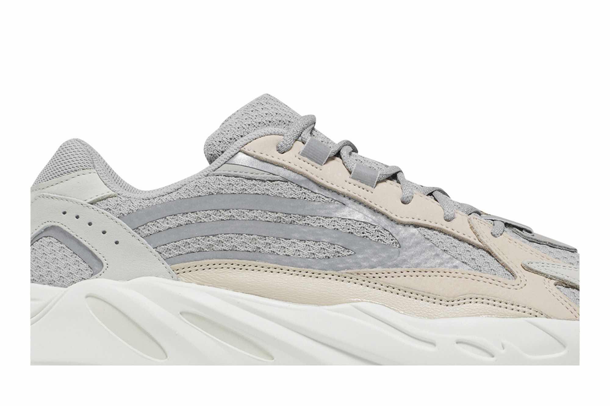 Adidas Yeezy Boost 700 V2 ‘Cream’ GY7924