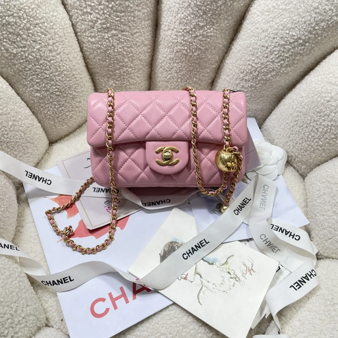 Chanel Versatile Shoulder Bag product photo from LabelPicks
