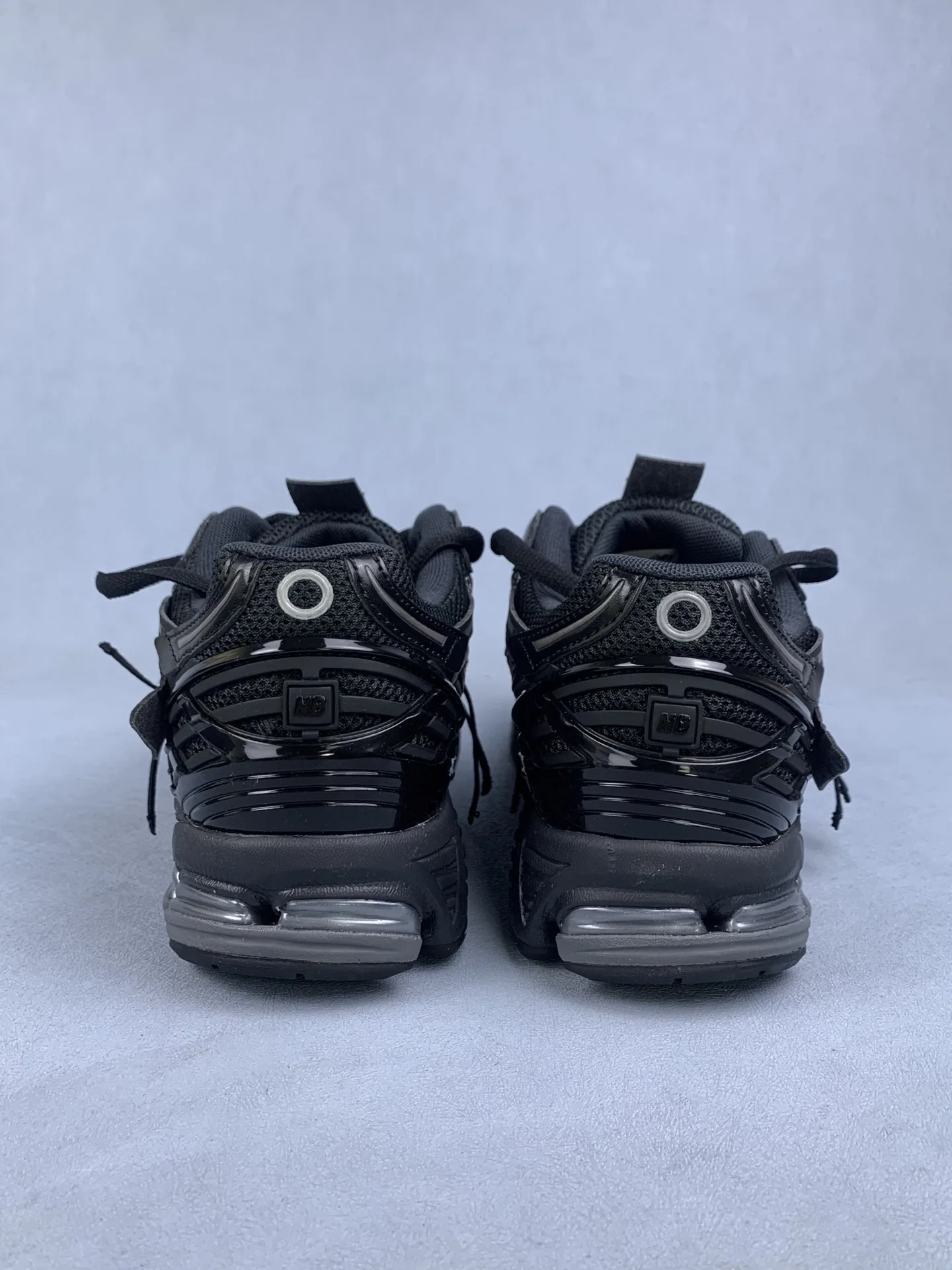 1906A Shoes product photo from LabelPicks