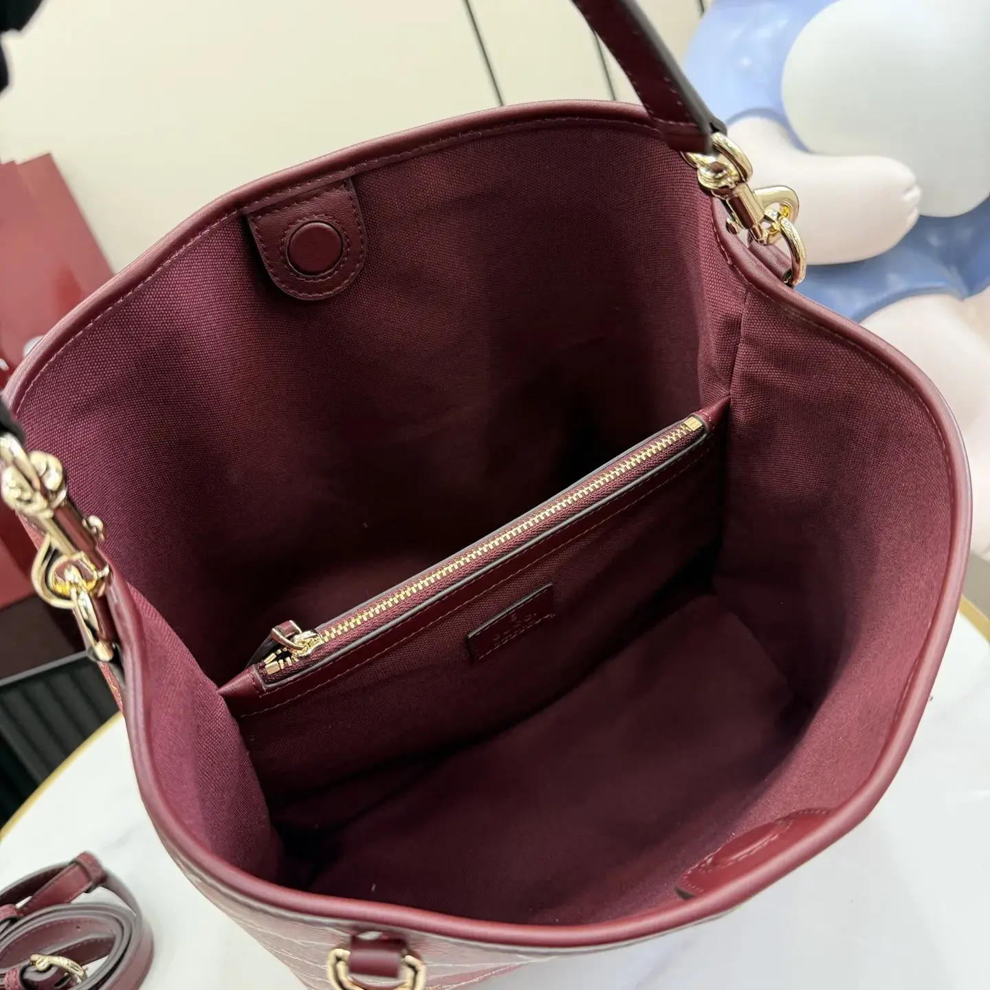 Gucci Structured Top Handle Bag product photo from LabelPicks
