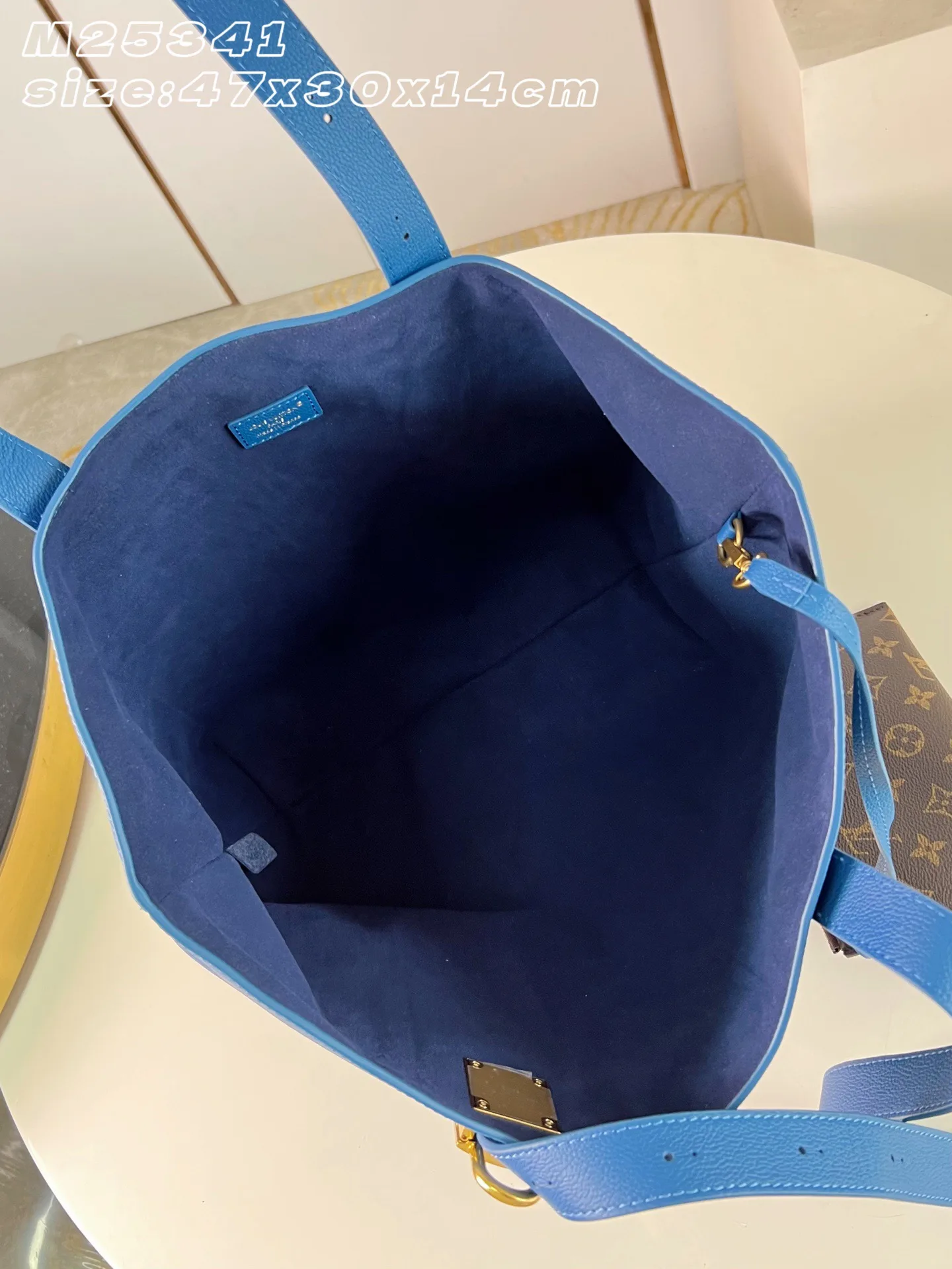 Louis Vuitton Grained Leather Tote Bag product photo from LabelPicks