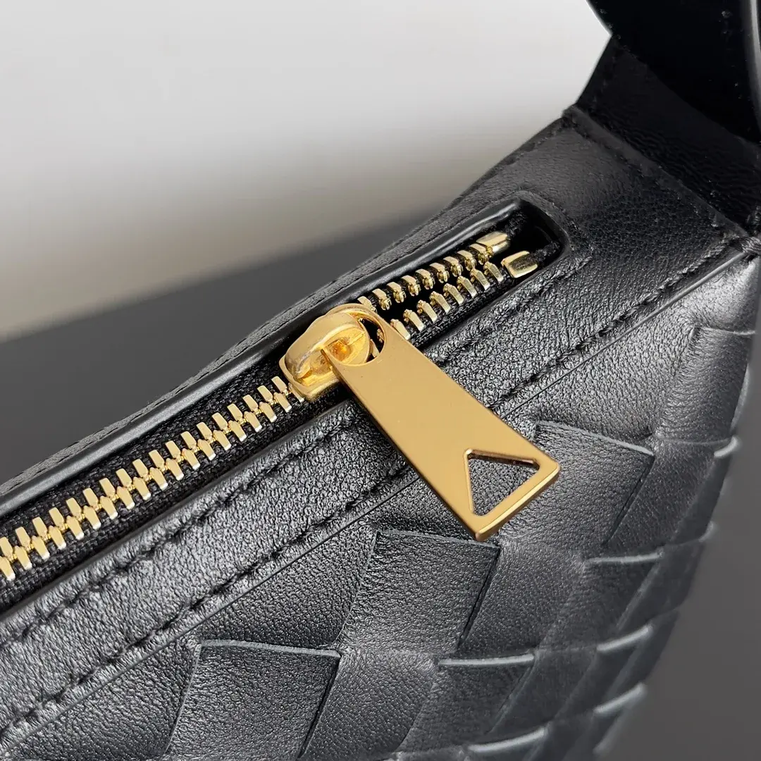Bottega Veneta Pink Intrecciato Woven Leather Crossbody Bag product photo from LabelPicks