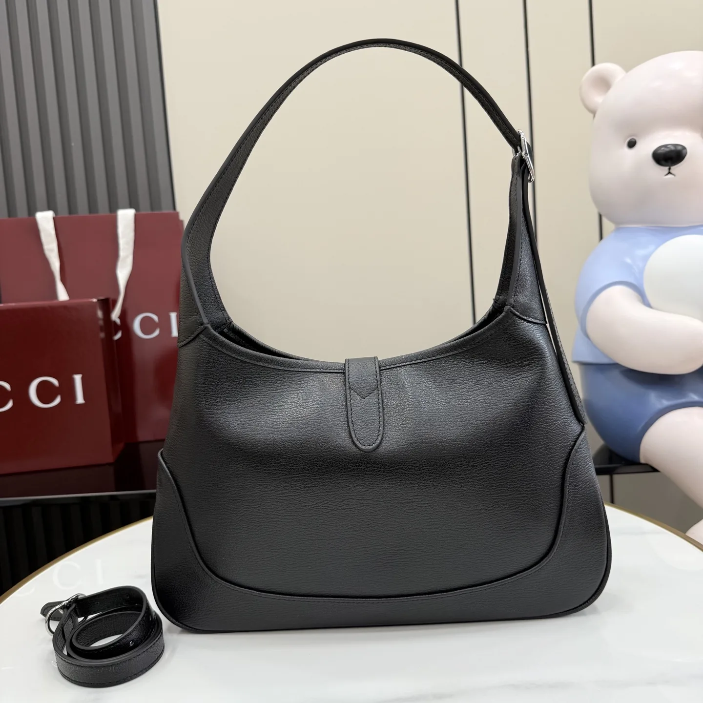 Gucci Black Jackie Grained Leather Shoulder Bag product photo from LabelPicks
