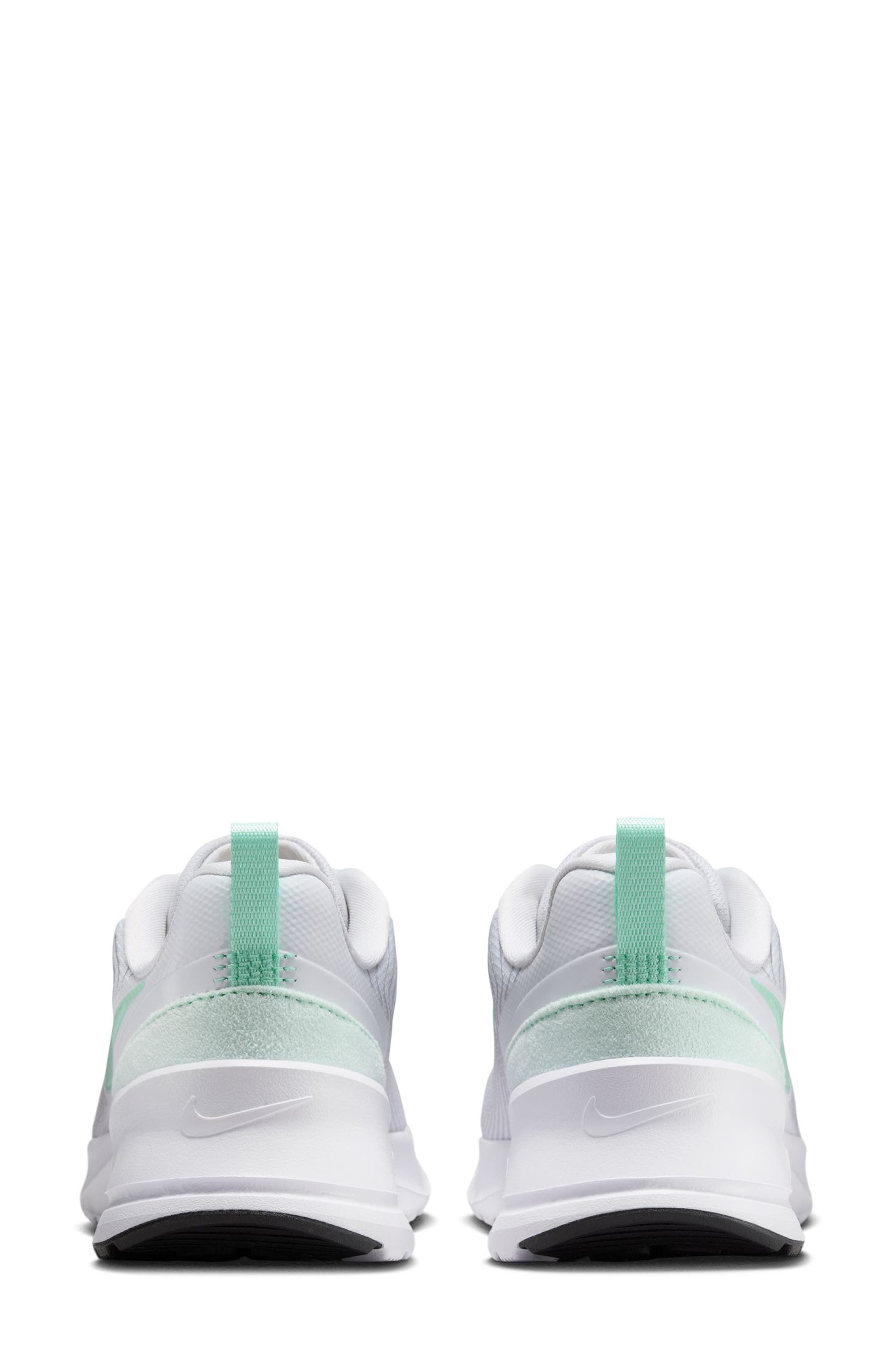 Nike Air Max Nuaxis Sneaker