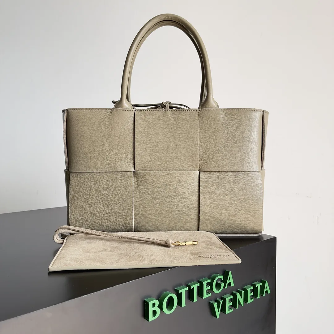 Bottega Veneta Intrecciato Woven Leather Tote Bag product photo from LabelPicks