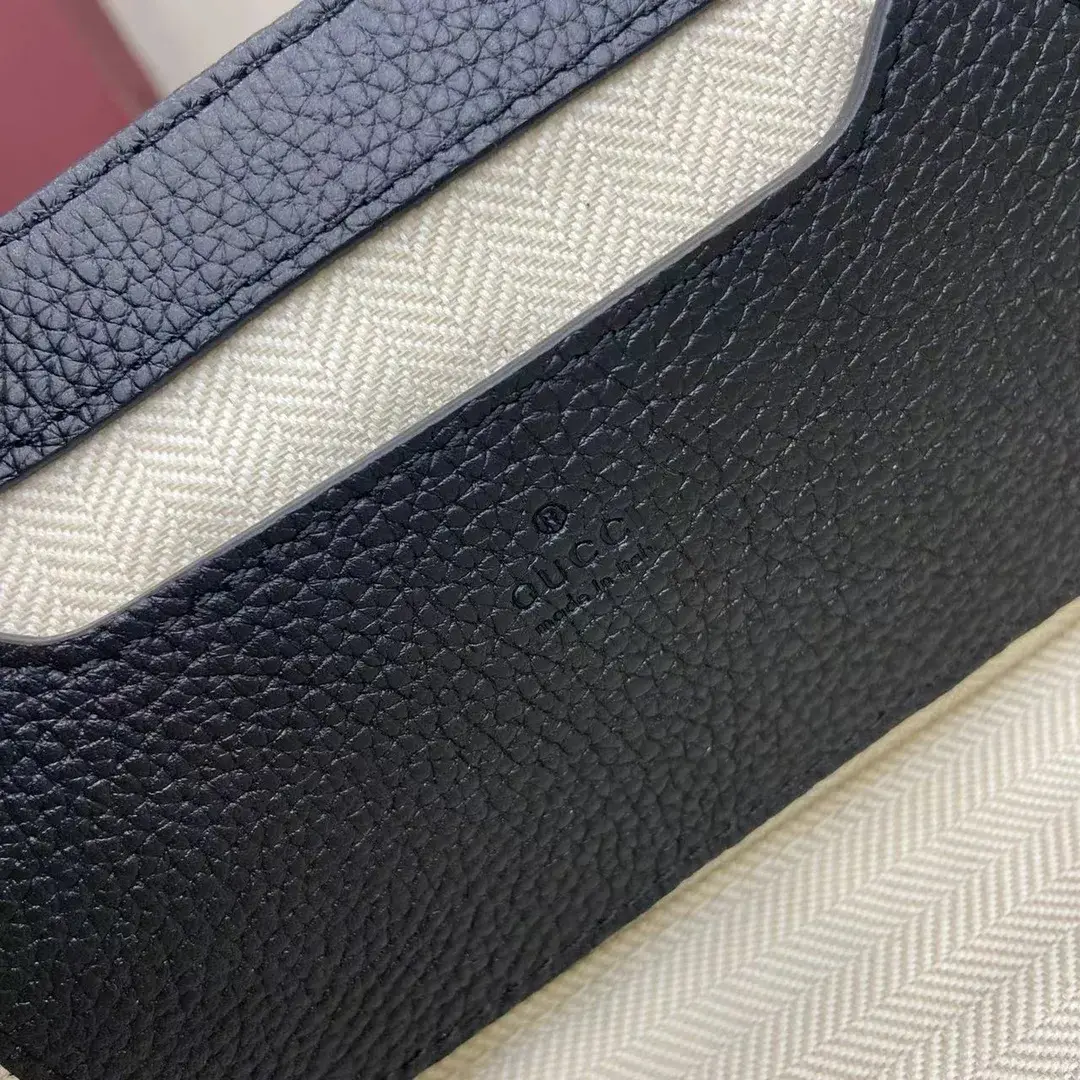 Gucci Grained Leather Crossbody Bag product photo from LabelPicks