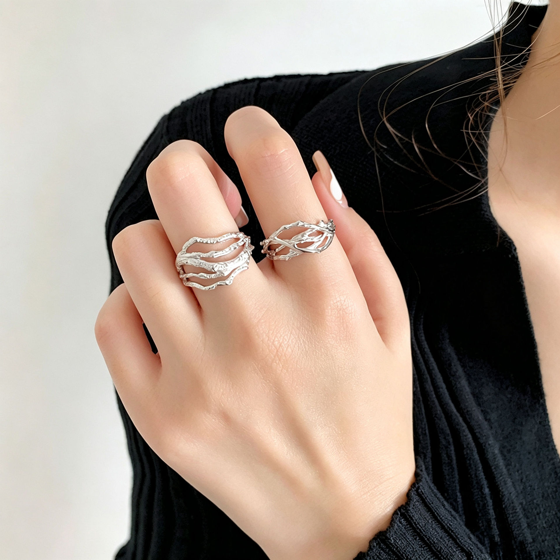 S925 sterling silver thorn ring, Korean and Japanese style, asymmetrical open ring, simple hollow design, unique and stylish