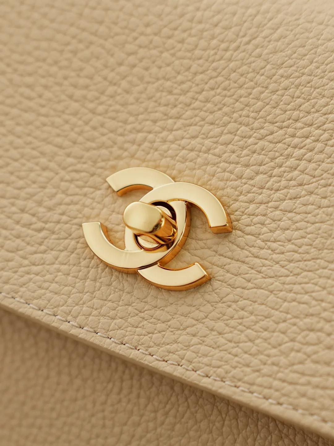 Chanel Beige Grained Leather Tote Bag product photo from LabelPicks
