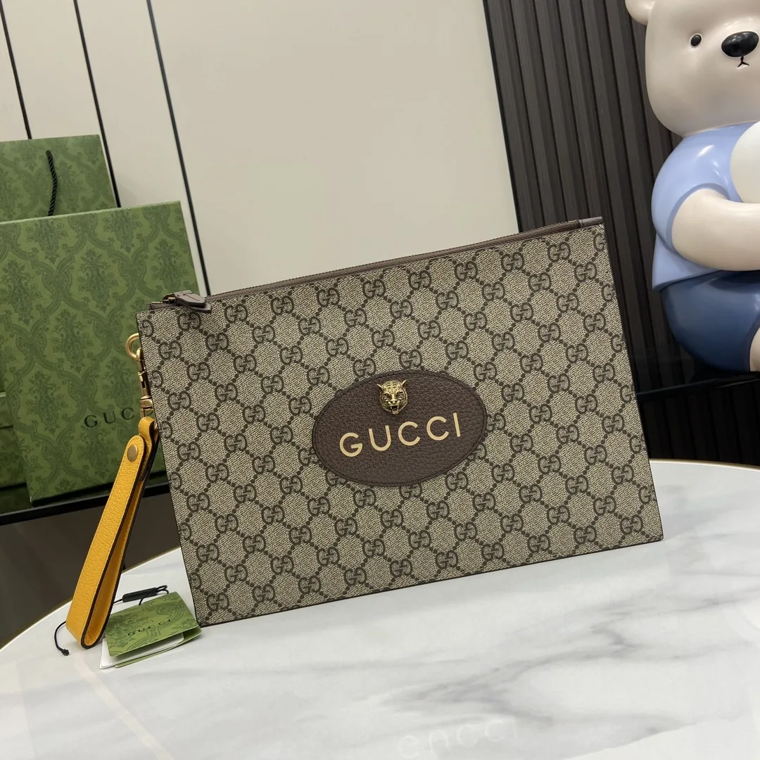 Gucci Ophidia Brown GG Supreme Canvas Clutch product photo from LabelPicks