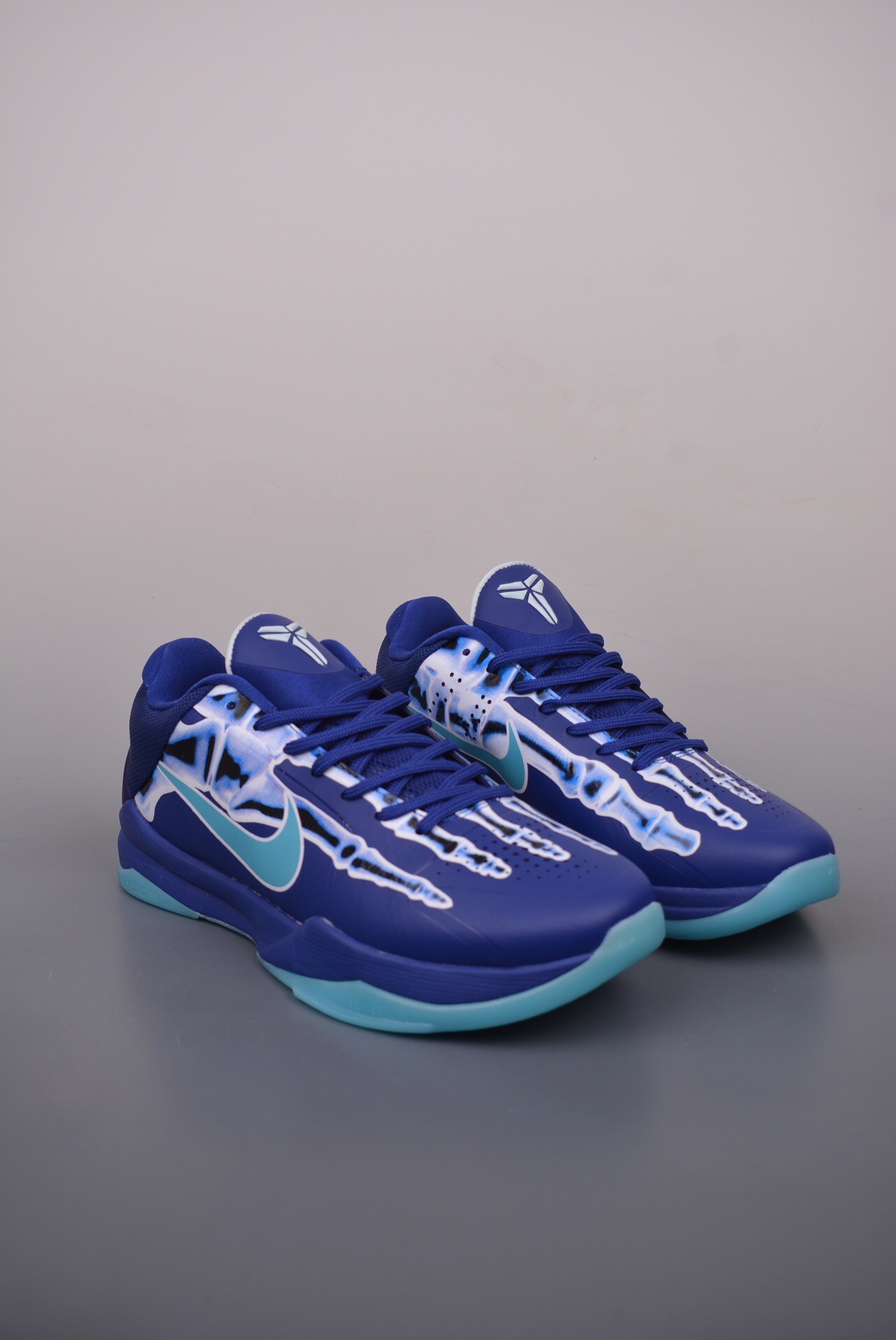 ZOOM Nike Kobe 5 “X-RAY”